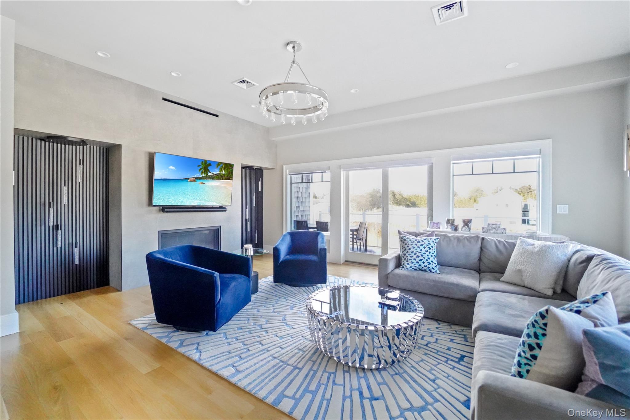 68 Foster Avenue, Unit 9 photo 5