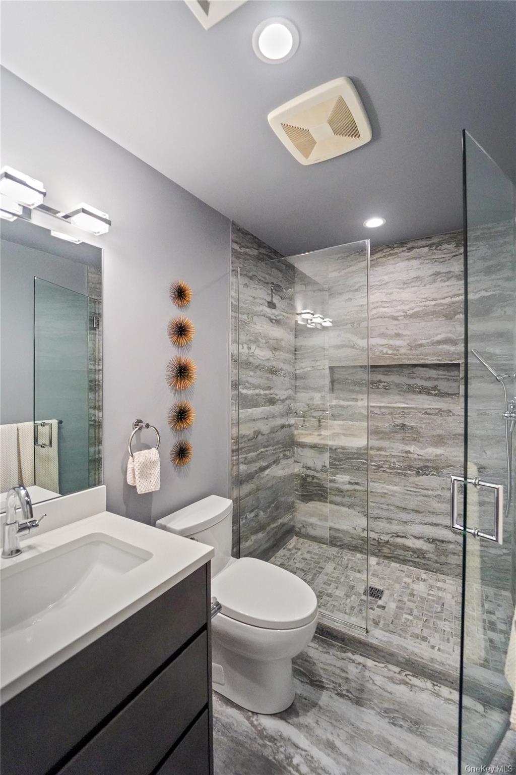 68 Foster Avenue, Unit 9 photo 26