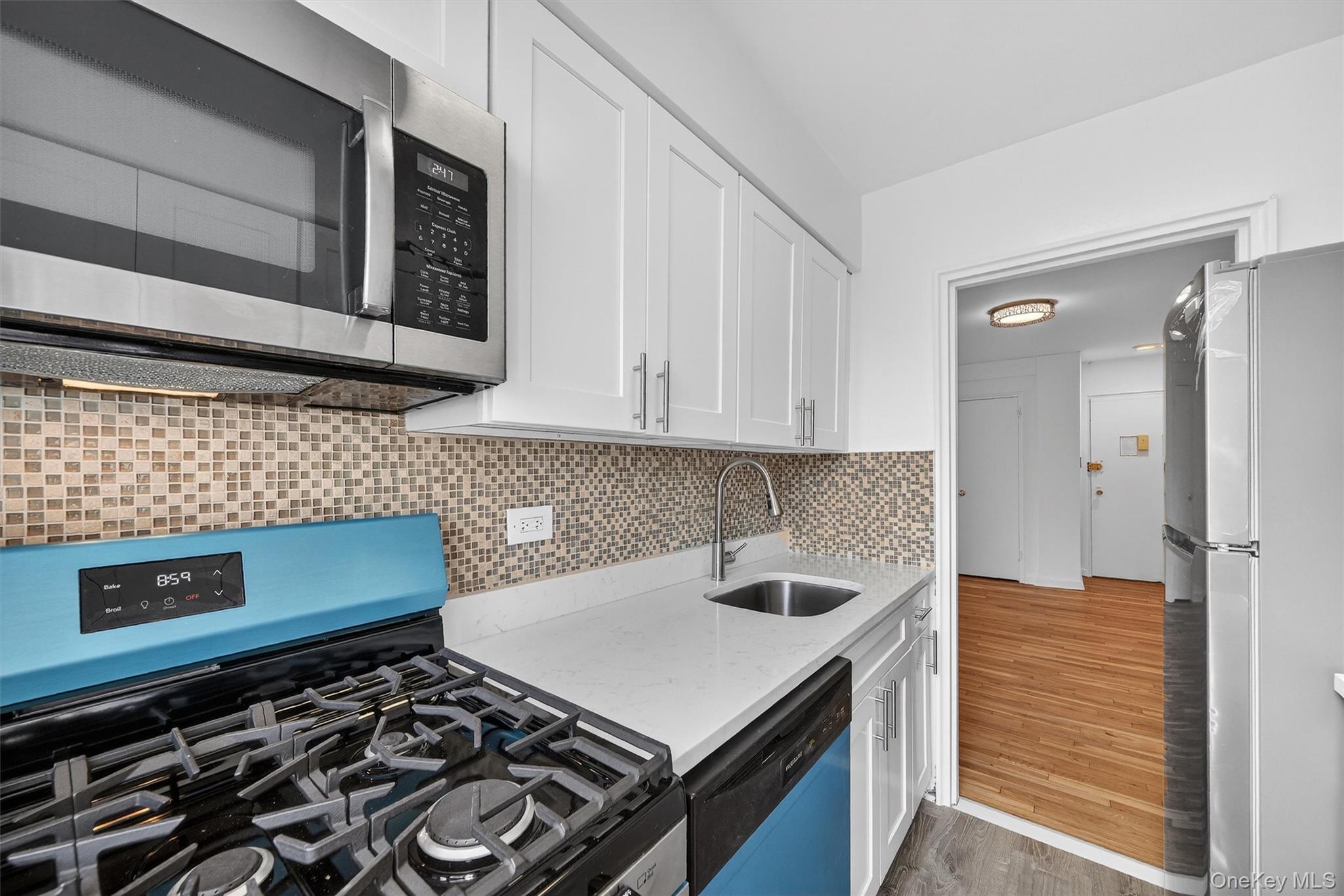 5235 Post Road, Unit 5A photo 17
