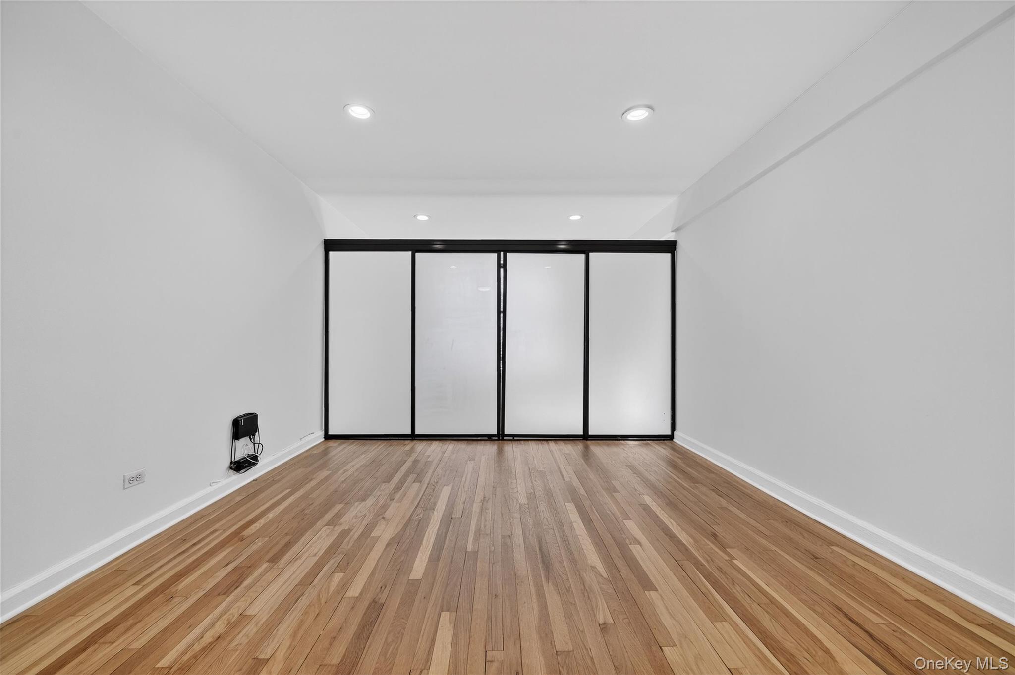 5235 Post Road, Unit 5A photo 14