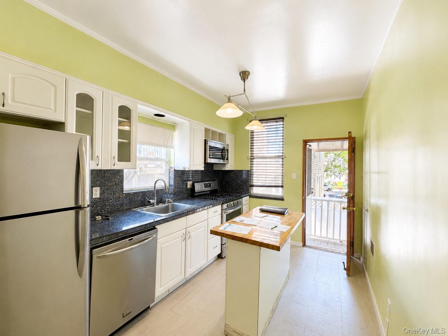 6017 80th Avenue – For Sale photo 7