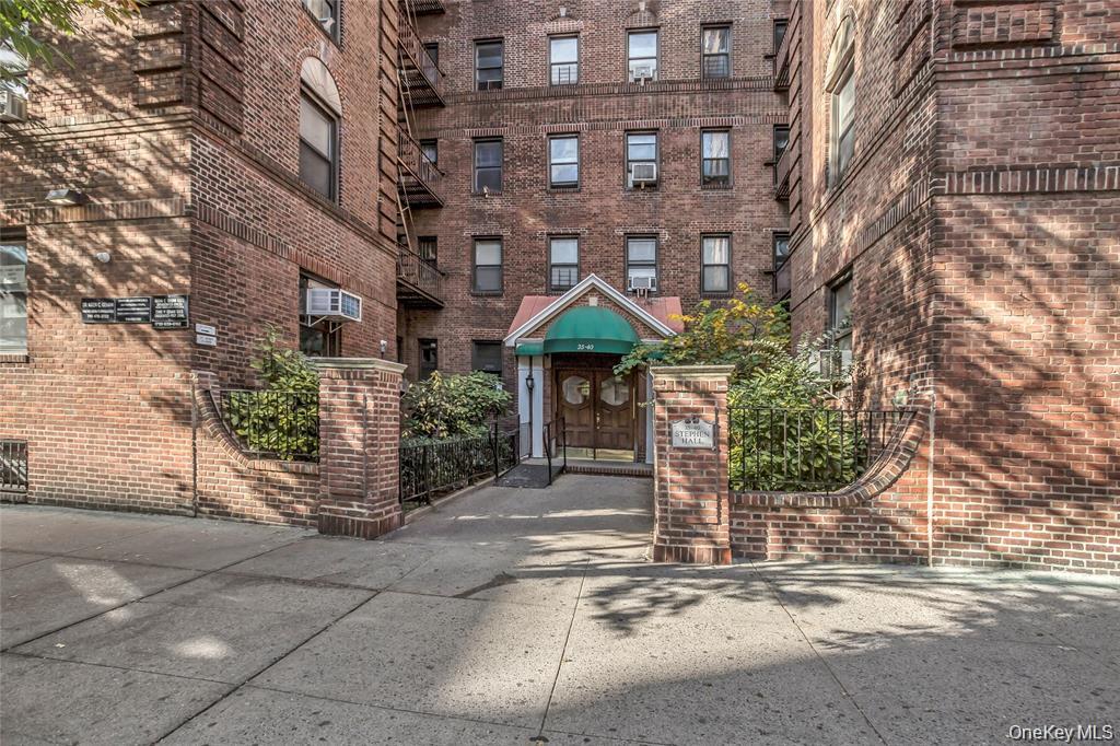 35-40 82nd Street, Unit 4C photo 2