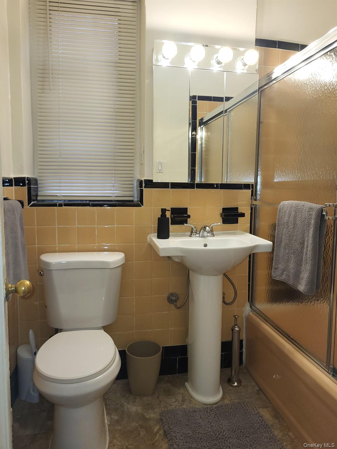 35-40 82nd Street, Unit 4C photo 7