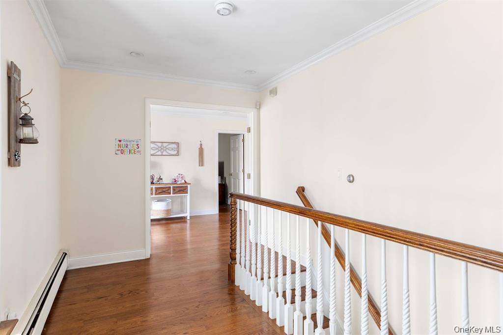 33 Beach Road – For Sale photo 32