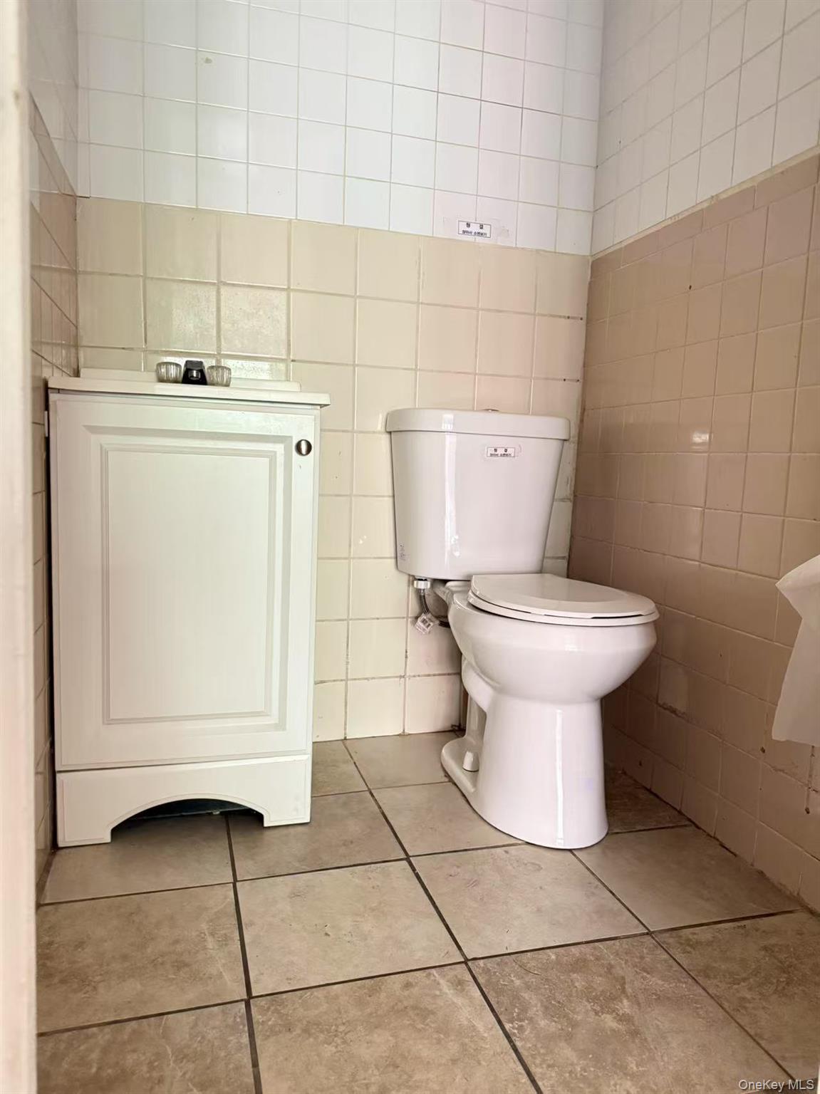 36-22 Union Street, Unit 2R ( Rear photo 2