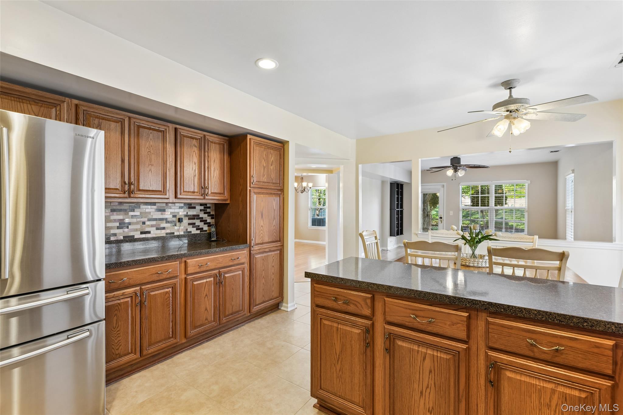 14 Julia Circle, Unit 14 photo 13