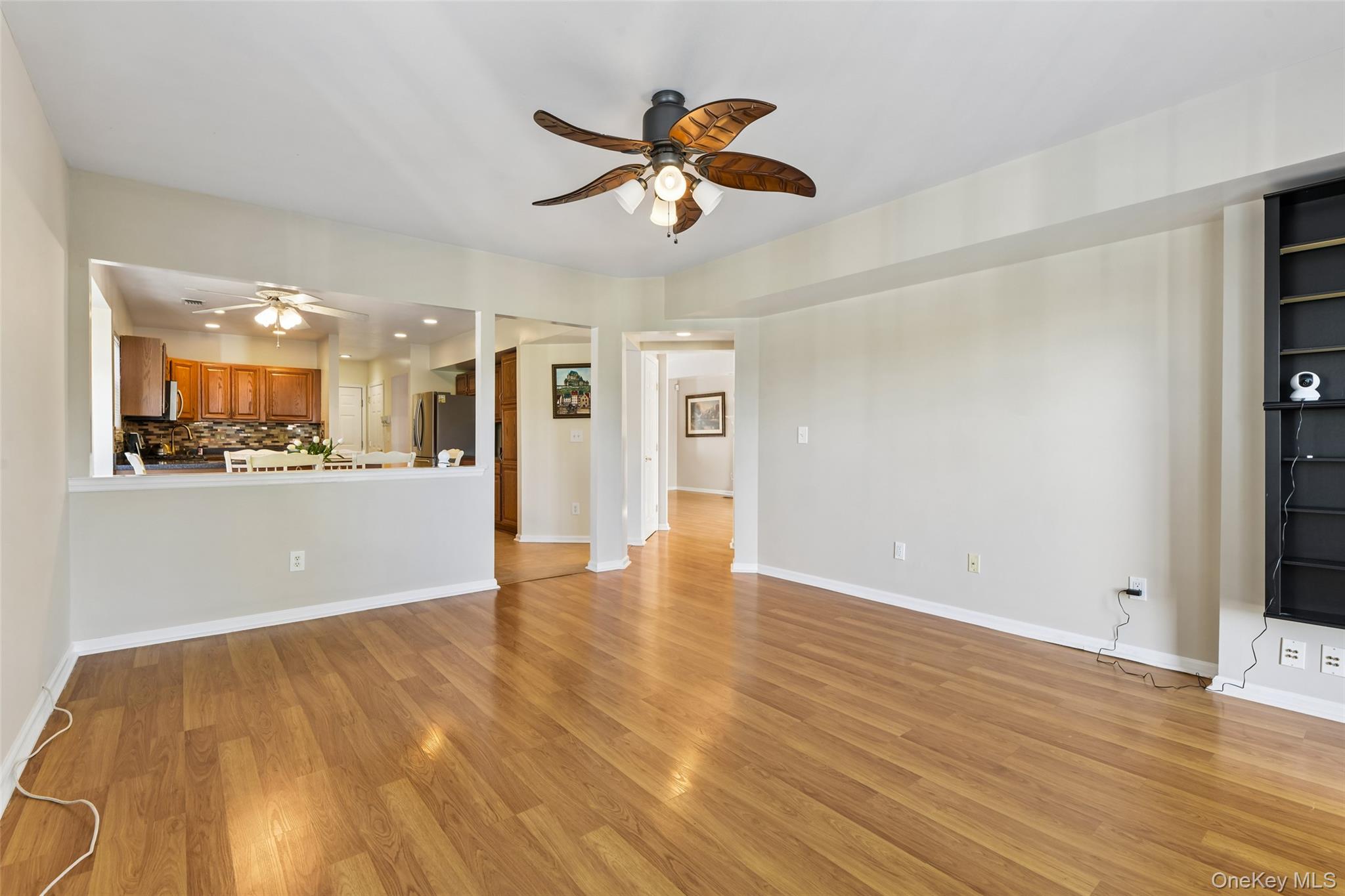 14 Julia Circle, Unit 14 photo 8