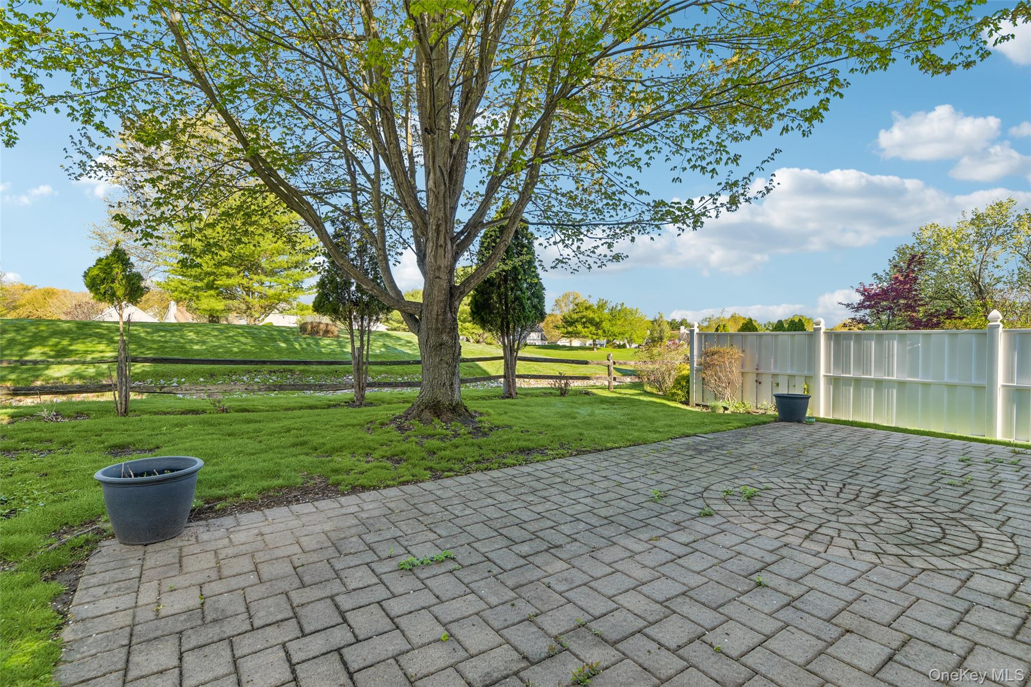 14 Julia Circle, Unit 14 photo 28