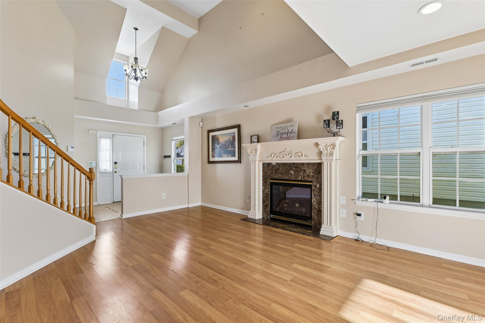 14 Julia Circle, Unit 14 photo 5