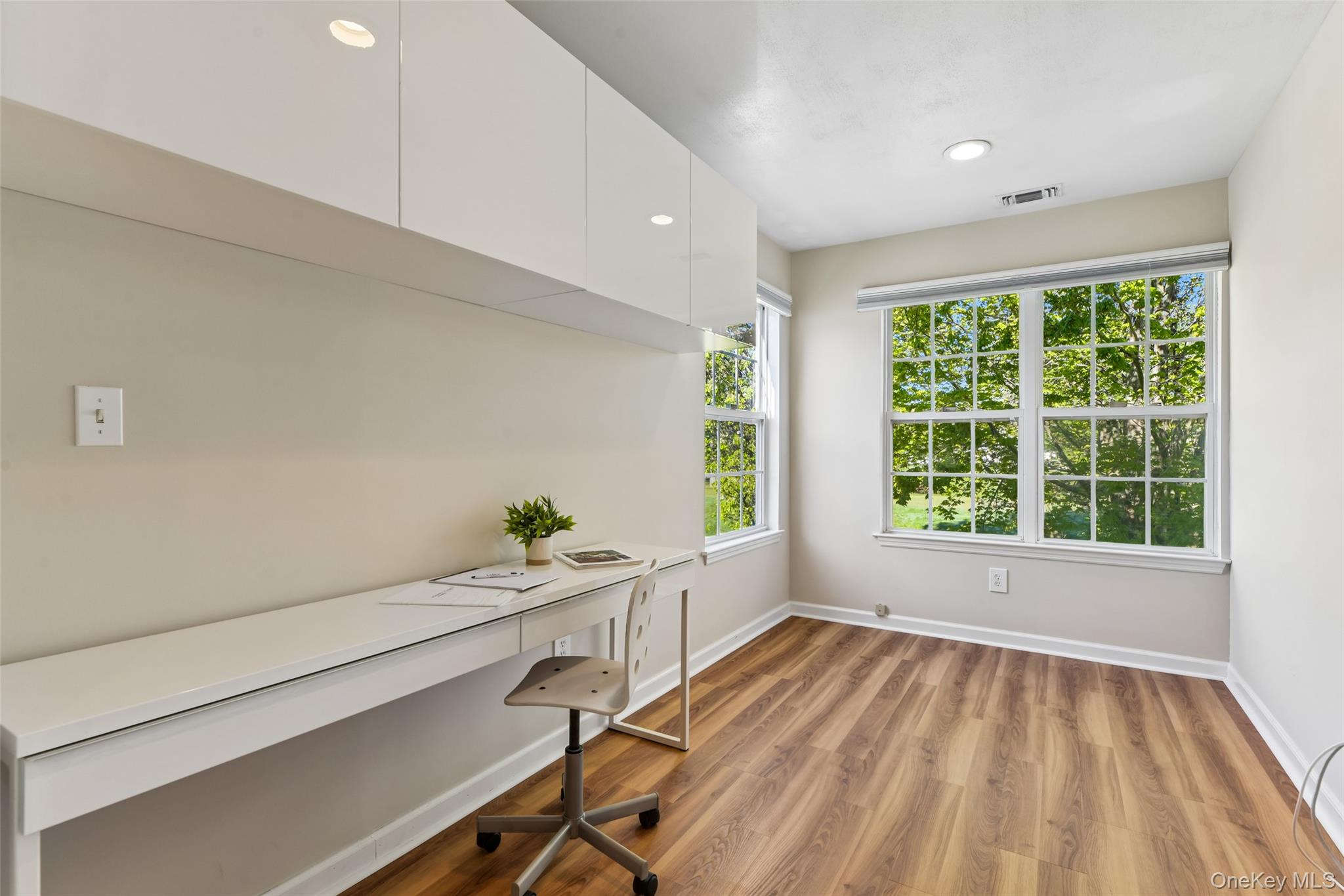 14 Julia Circle, Unit 14 photo 26