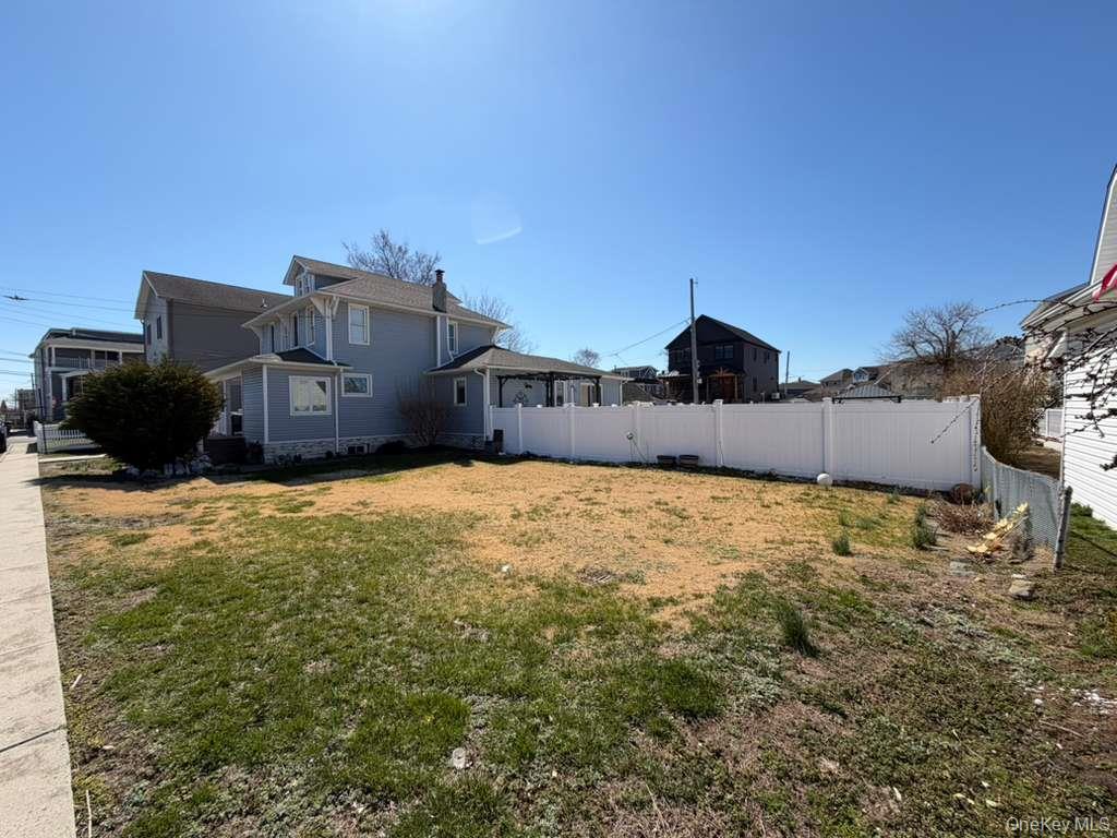 7 Meyer Avenue – For Sale photo 48