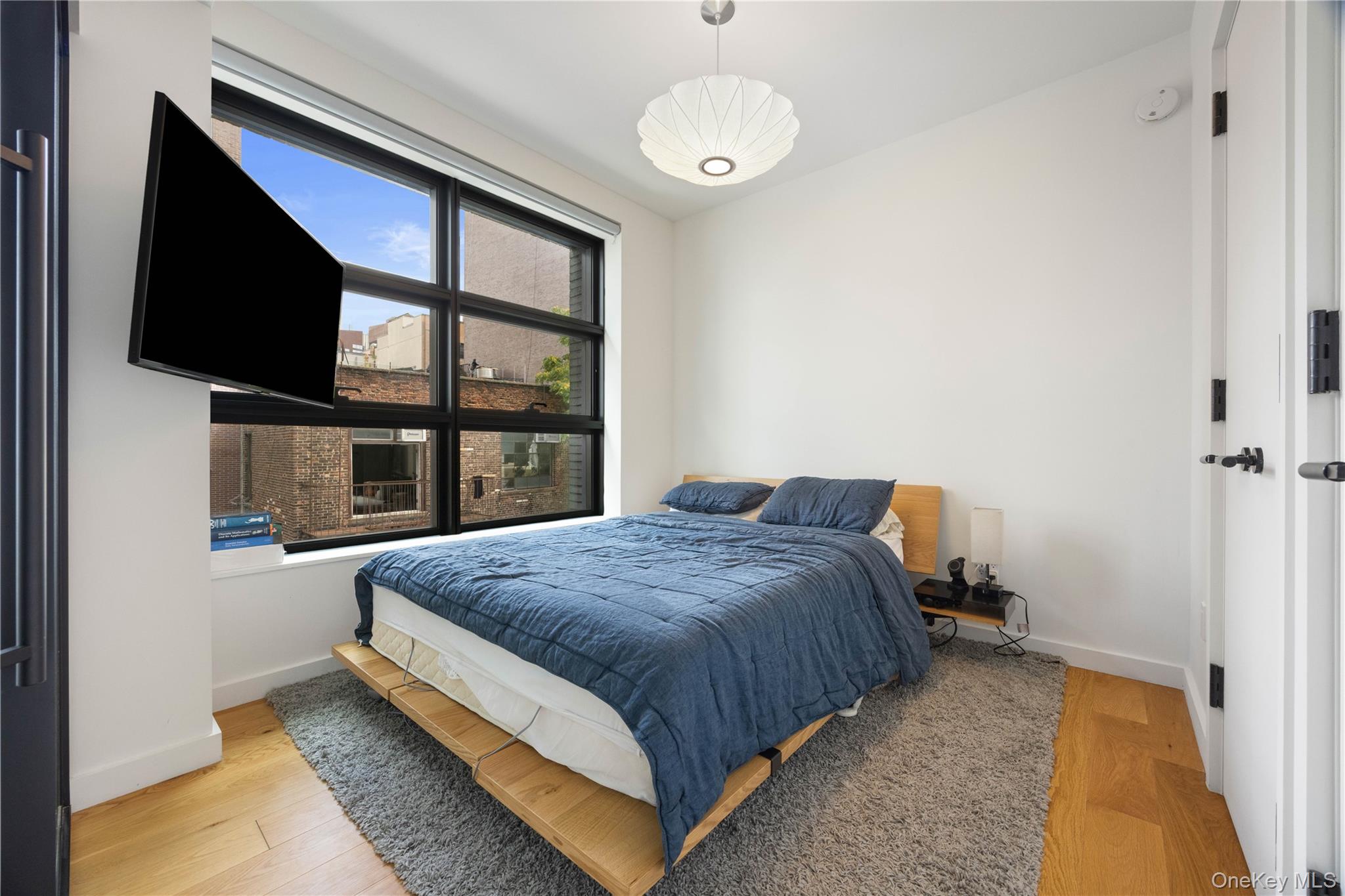 547 W 47th Street, Unit 509 photo 35