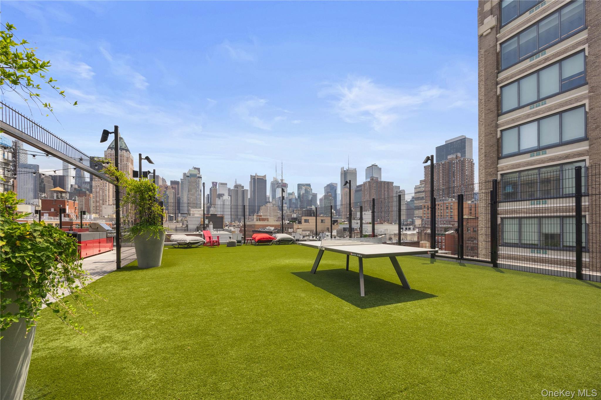547 W 47th Street, Unit 509 photo 21
