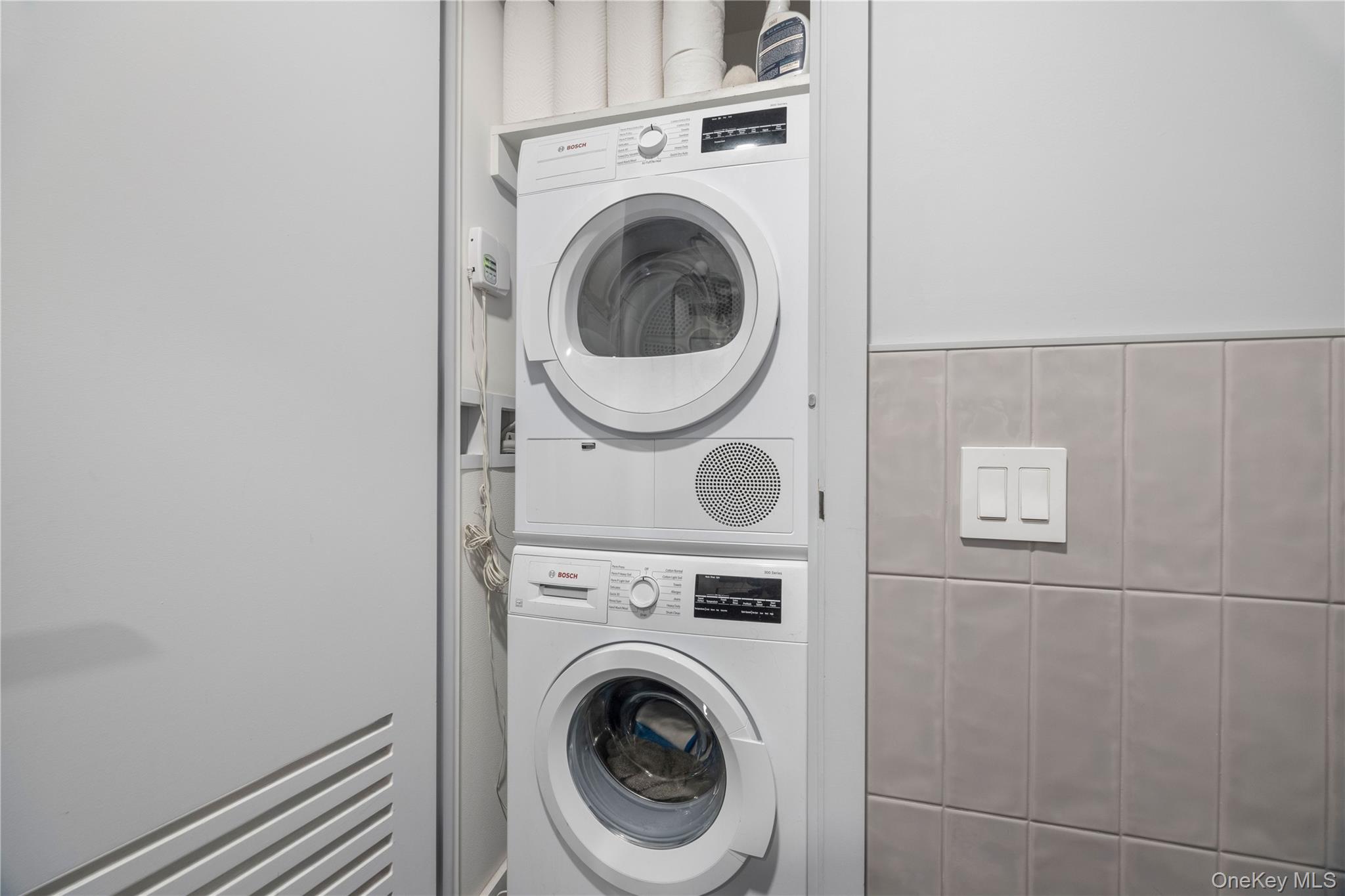 547 W 47th Street, Unit 509 photo 13