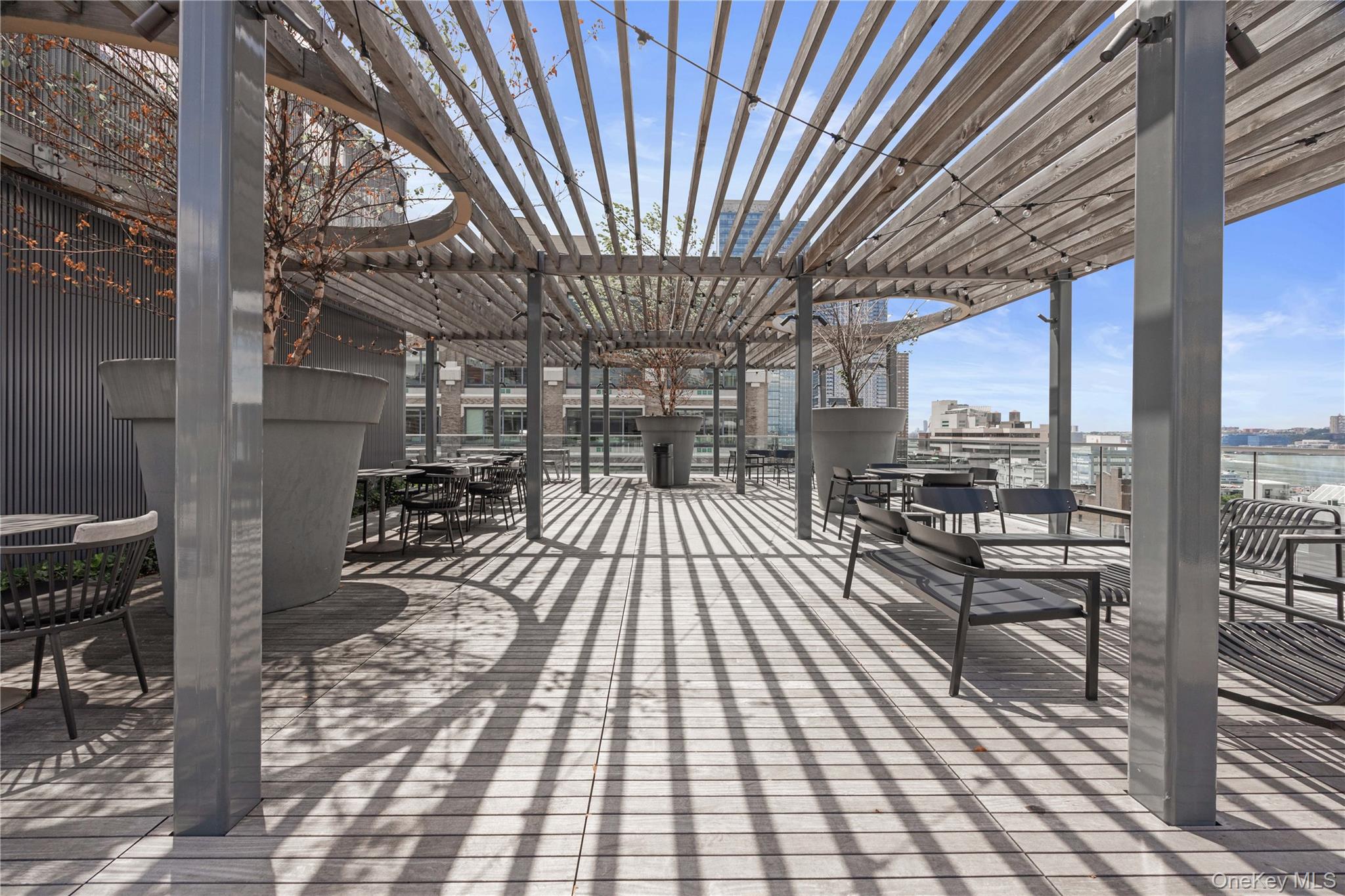 547 W 47th Street, Unit 509 photo 18
