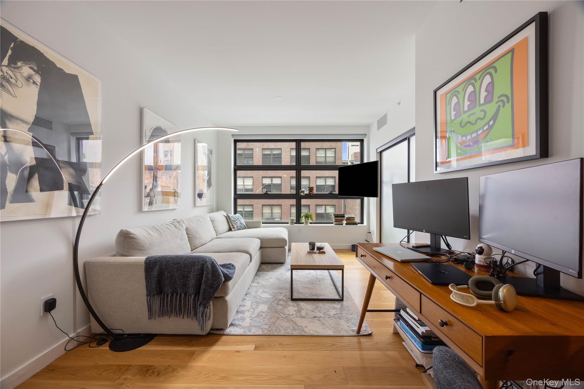 547 W 47th Street, Unit 509 photo 5