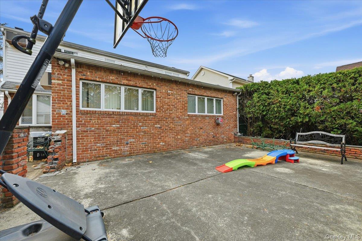 120 Bruce Terrace – For Sale photo 31