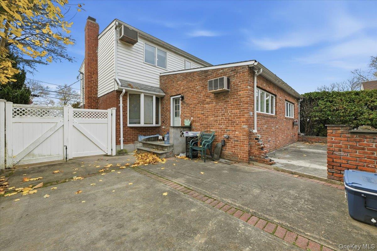 120 Bruce Terrace – For Sale photo 29