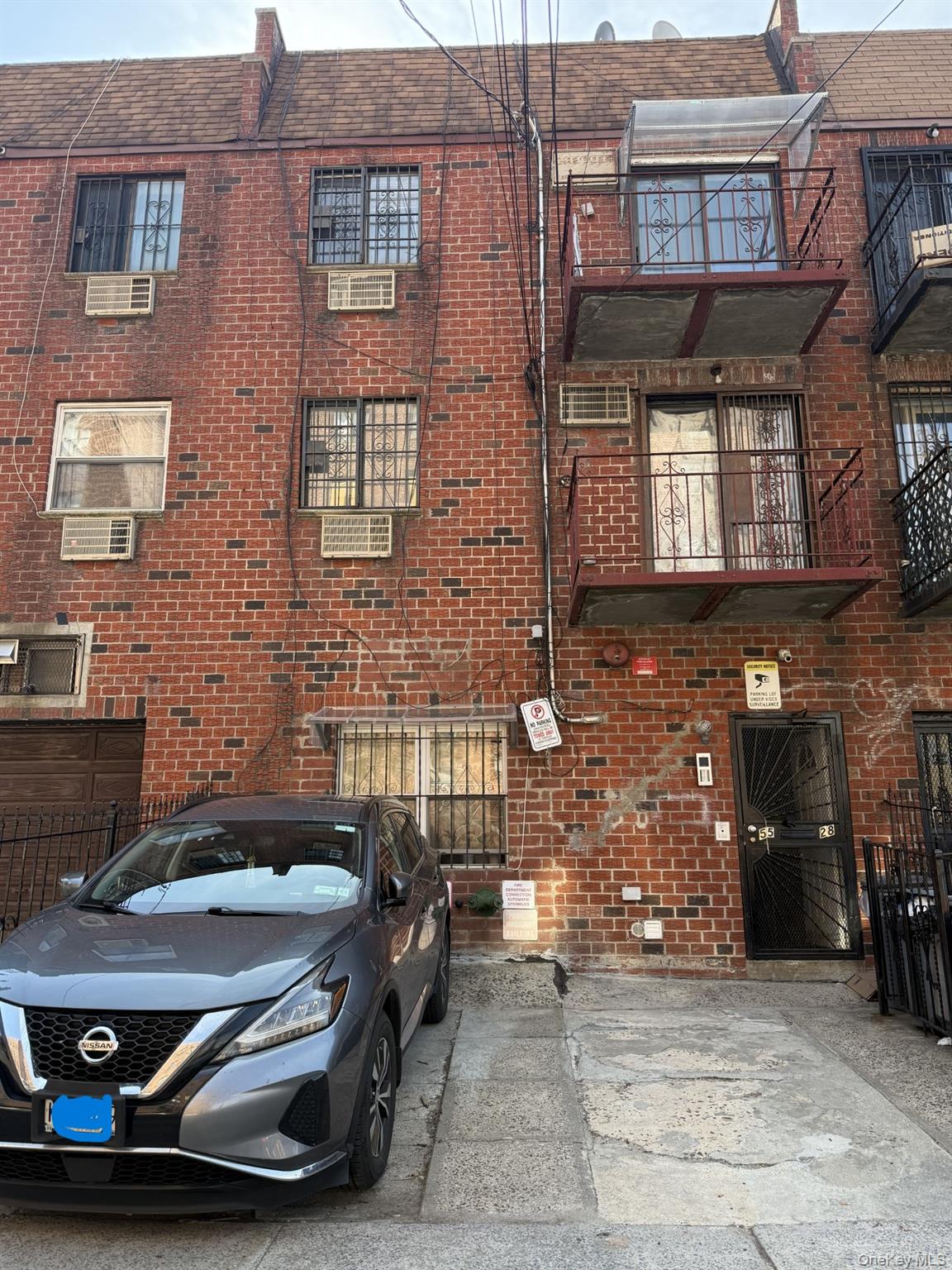 5528 98th Street – For Sale