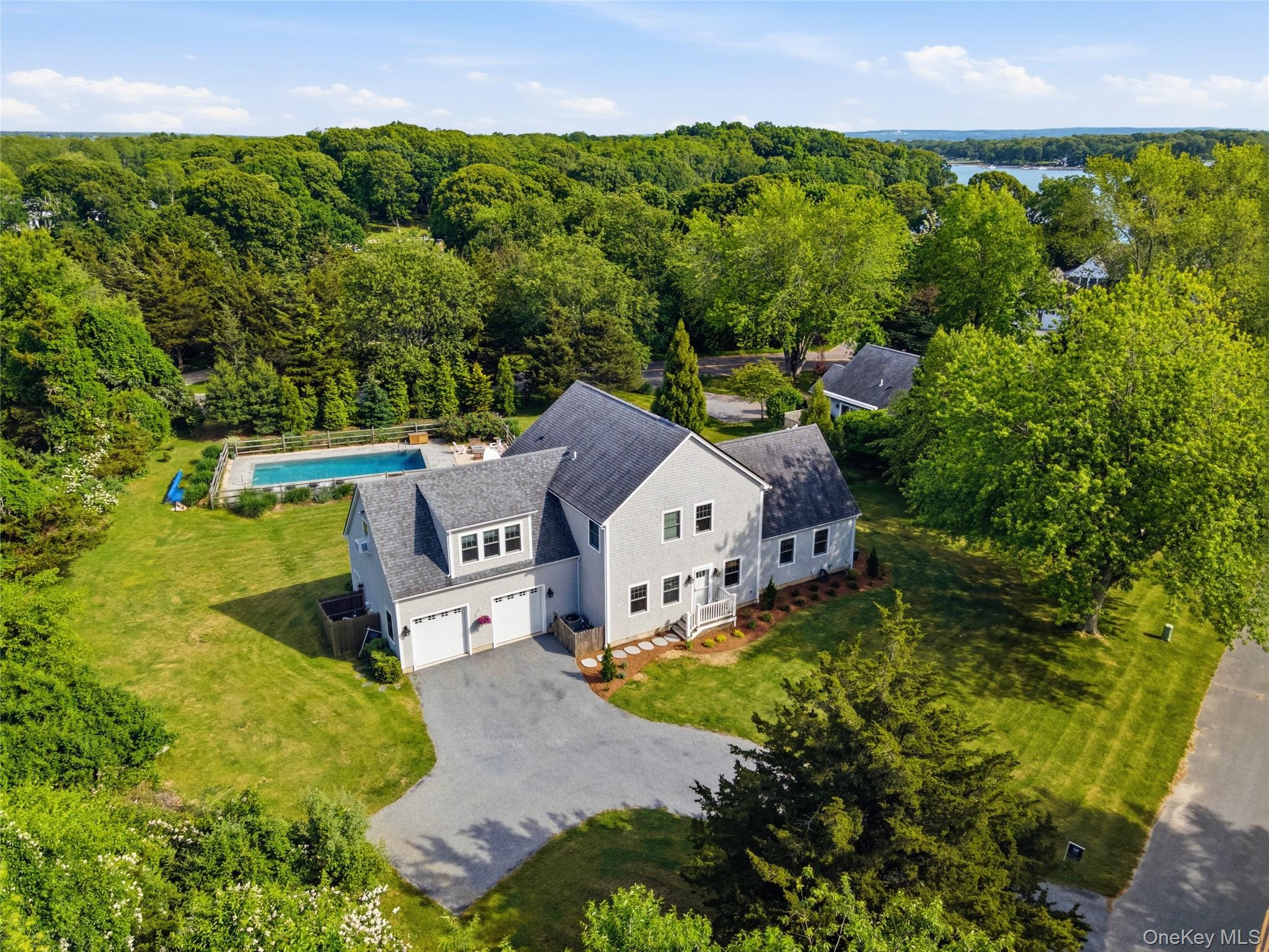 14 Fred’s Lane – For Sale