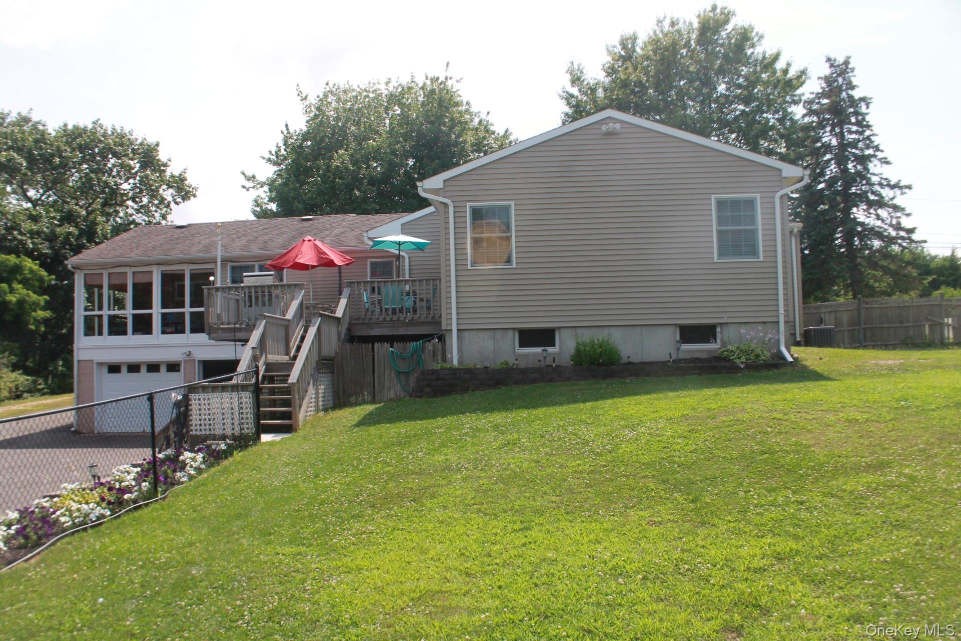 144 Manor Lane – For Rent photo 25