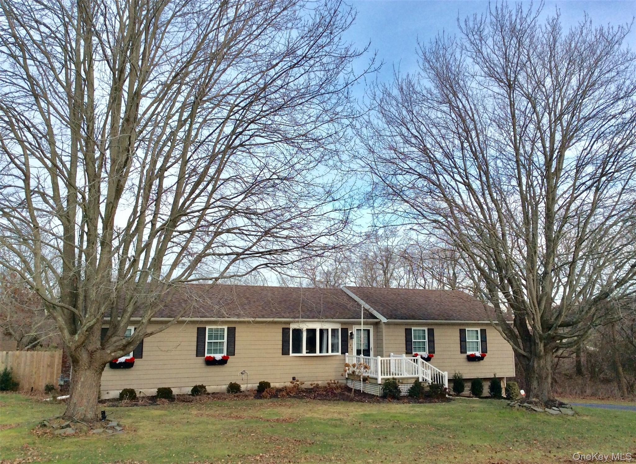 144 Manor Lane – For Rent photo 2
