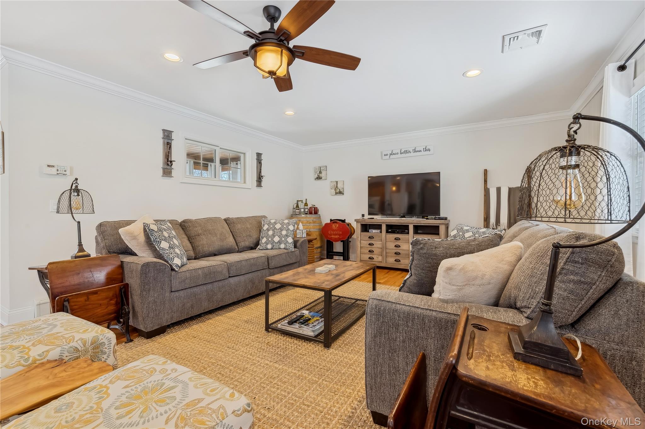 144 Manor Lane – For Rent photo 10