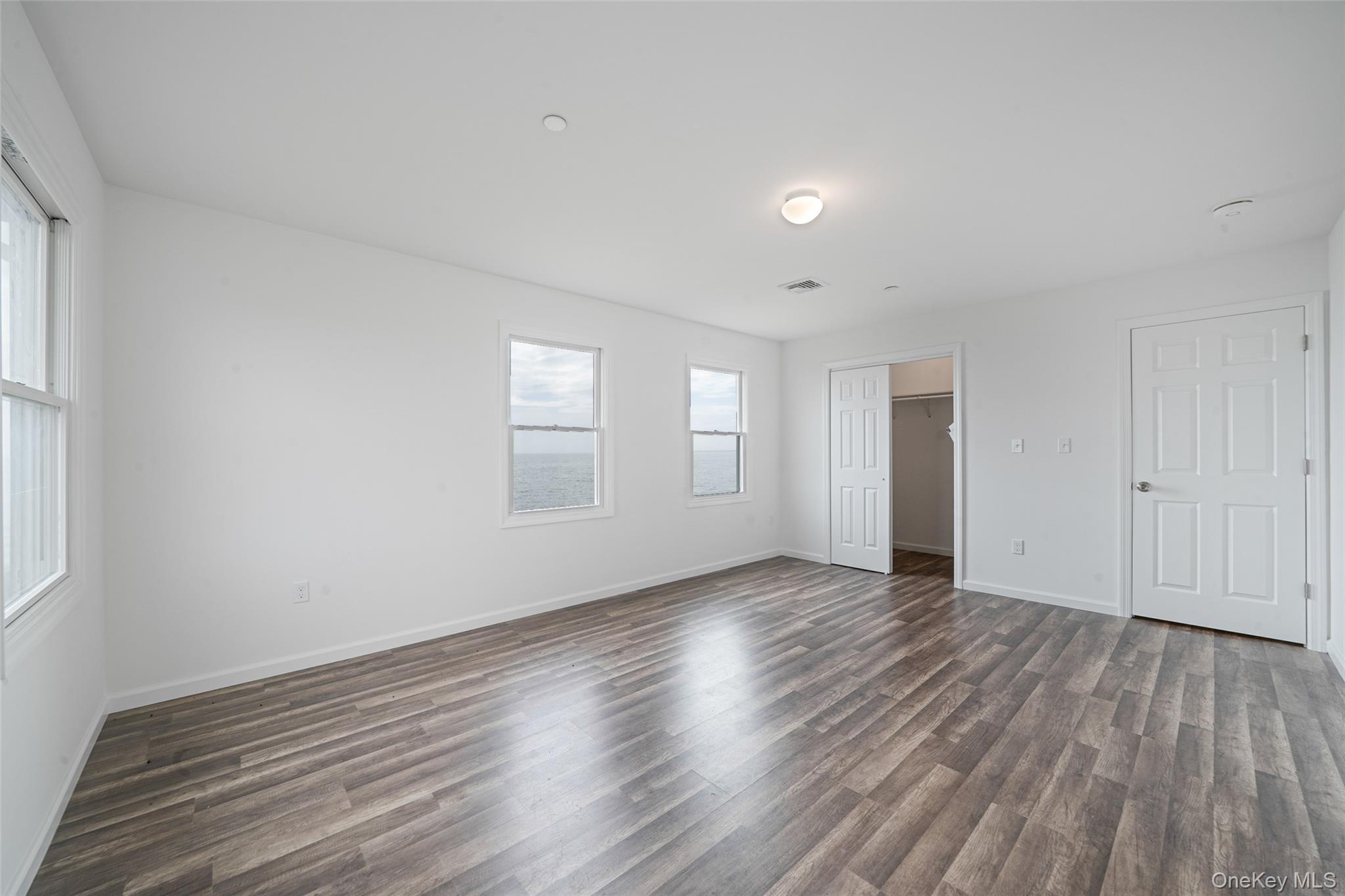 22 Rod Street – For Sale photo 32