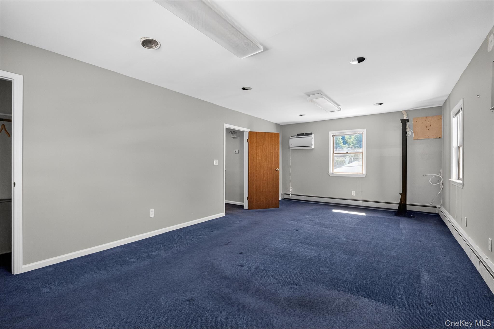 2070 Central Park Avenue – For Sale photo 18