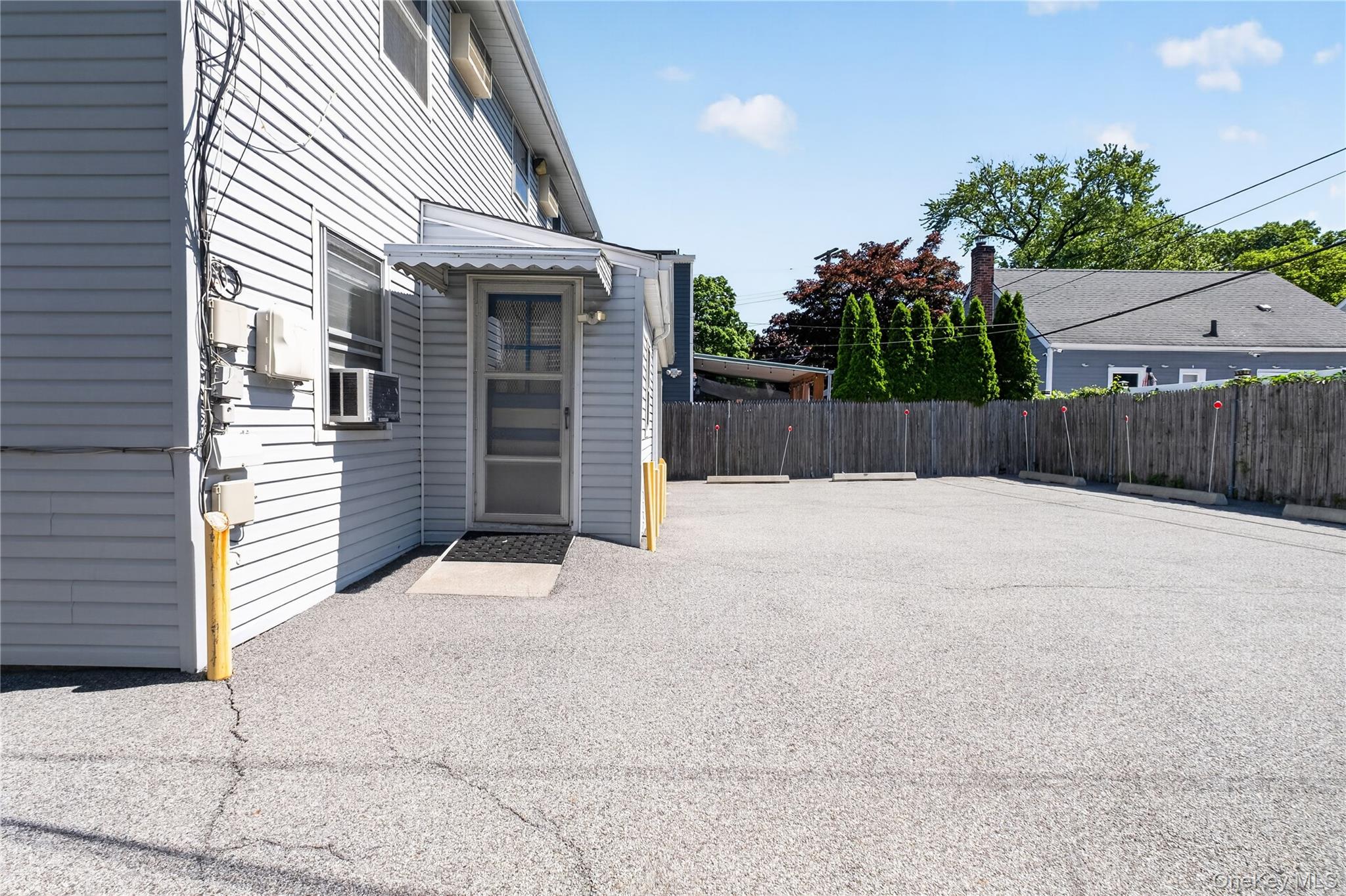 2070 Central Park Avenue – For Sale photo 23