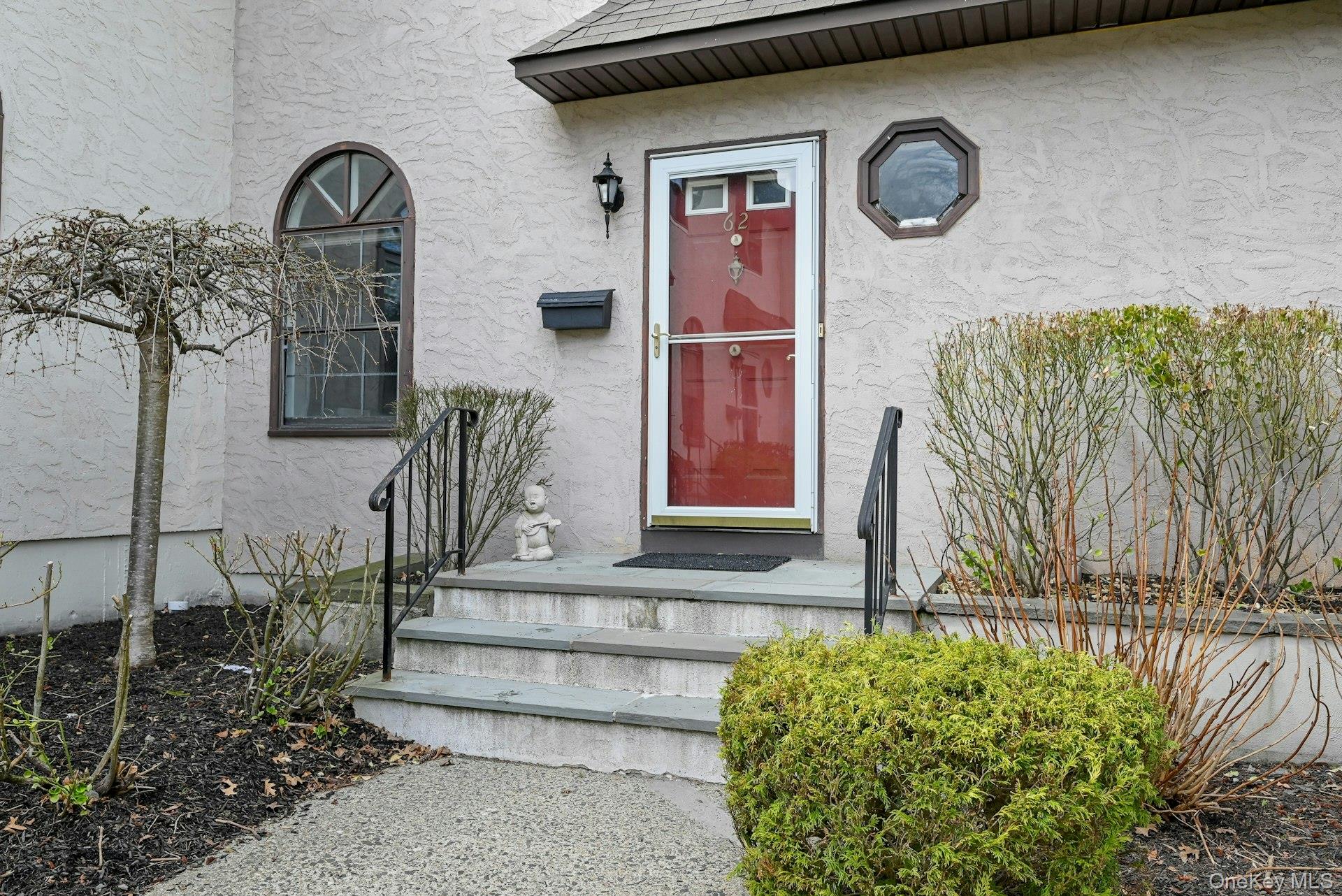 62 Somerset Drive – For Sale photo 2