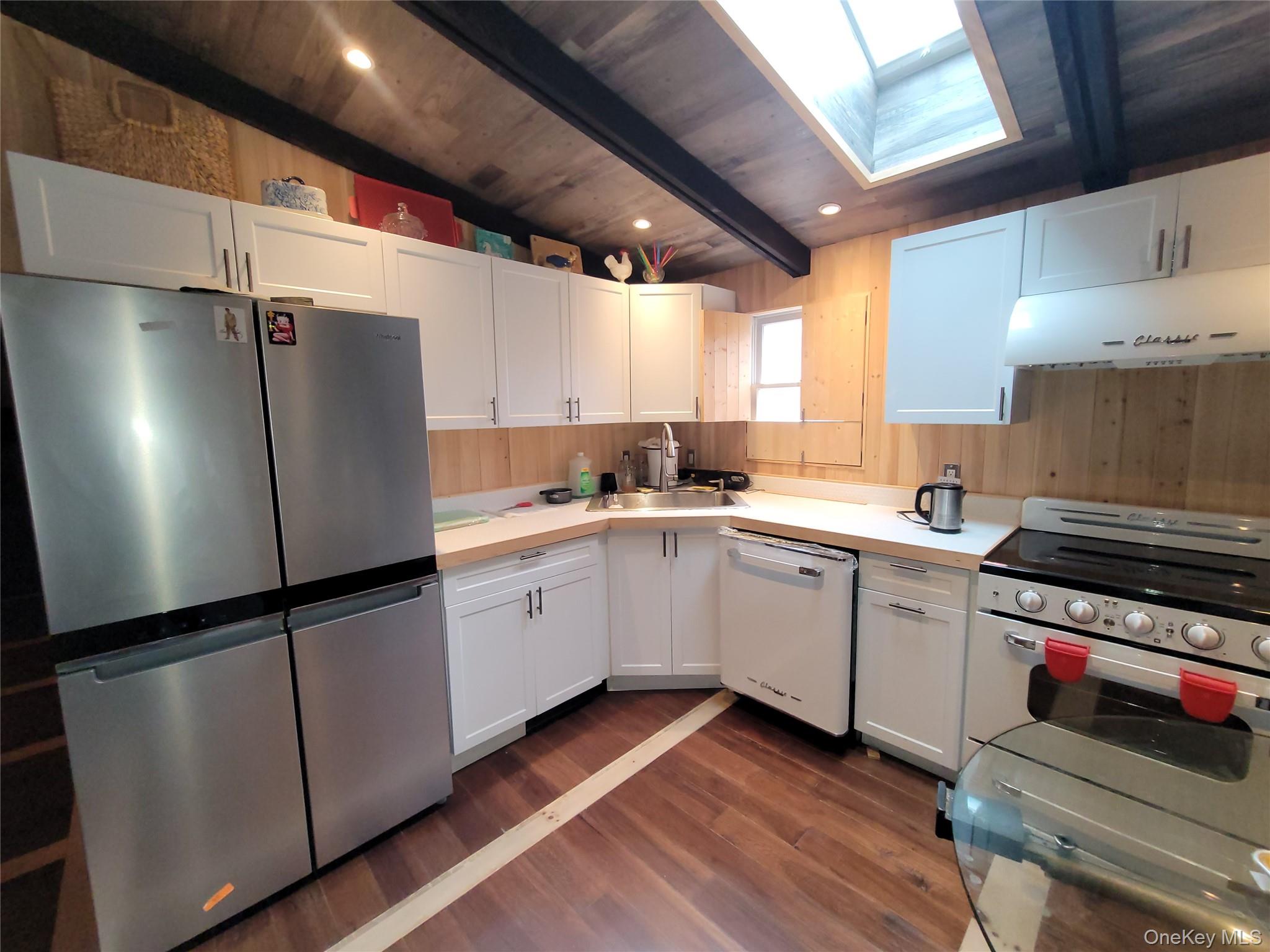 30 Straight Path – For Sale photo 11