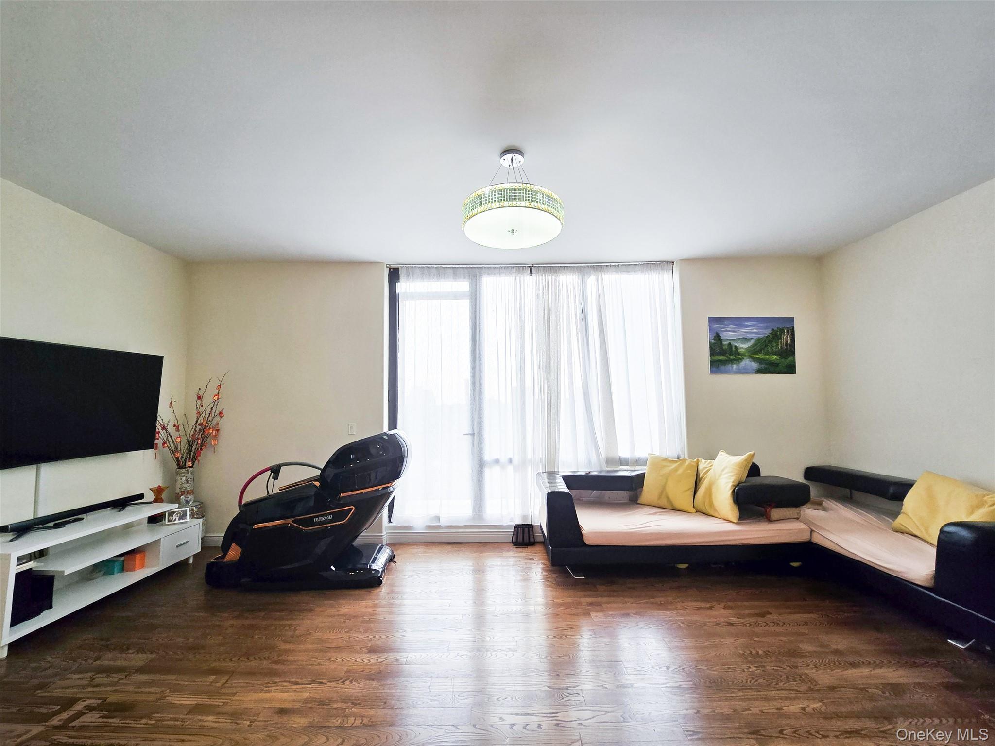 63-36 99 Sreet, Unit 8C photo 12