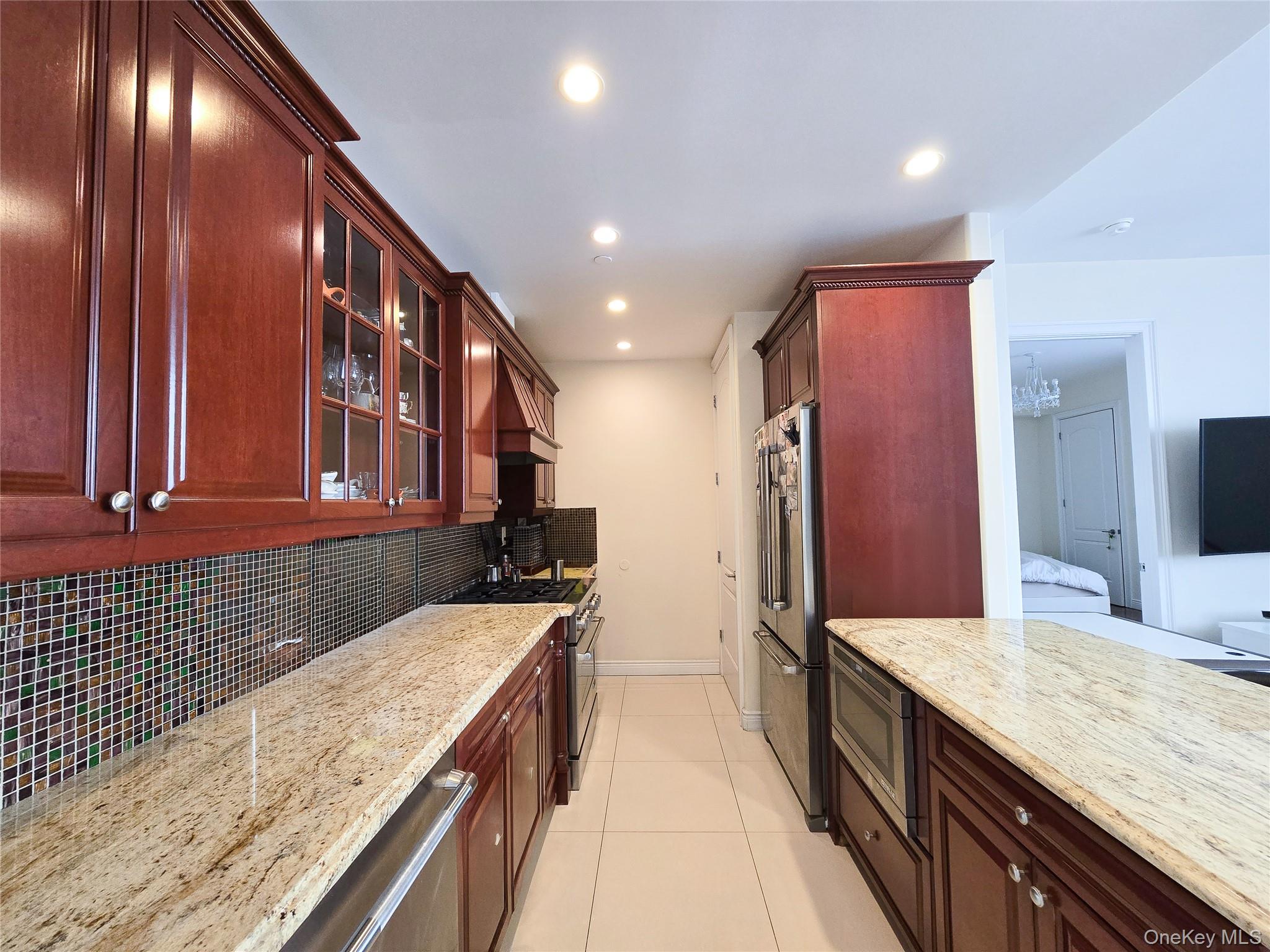 63-36 99 Sreet, Unit 8C photo 10