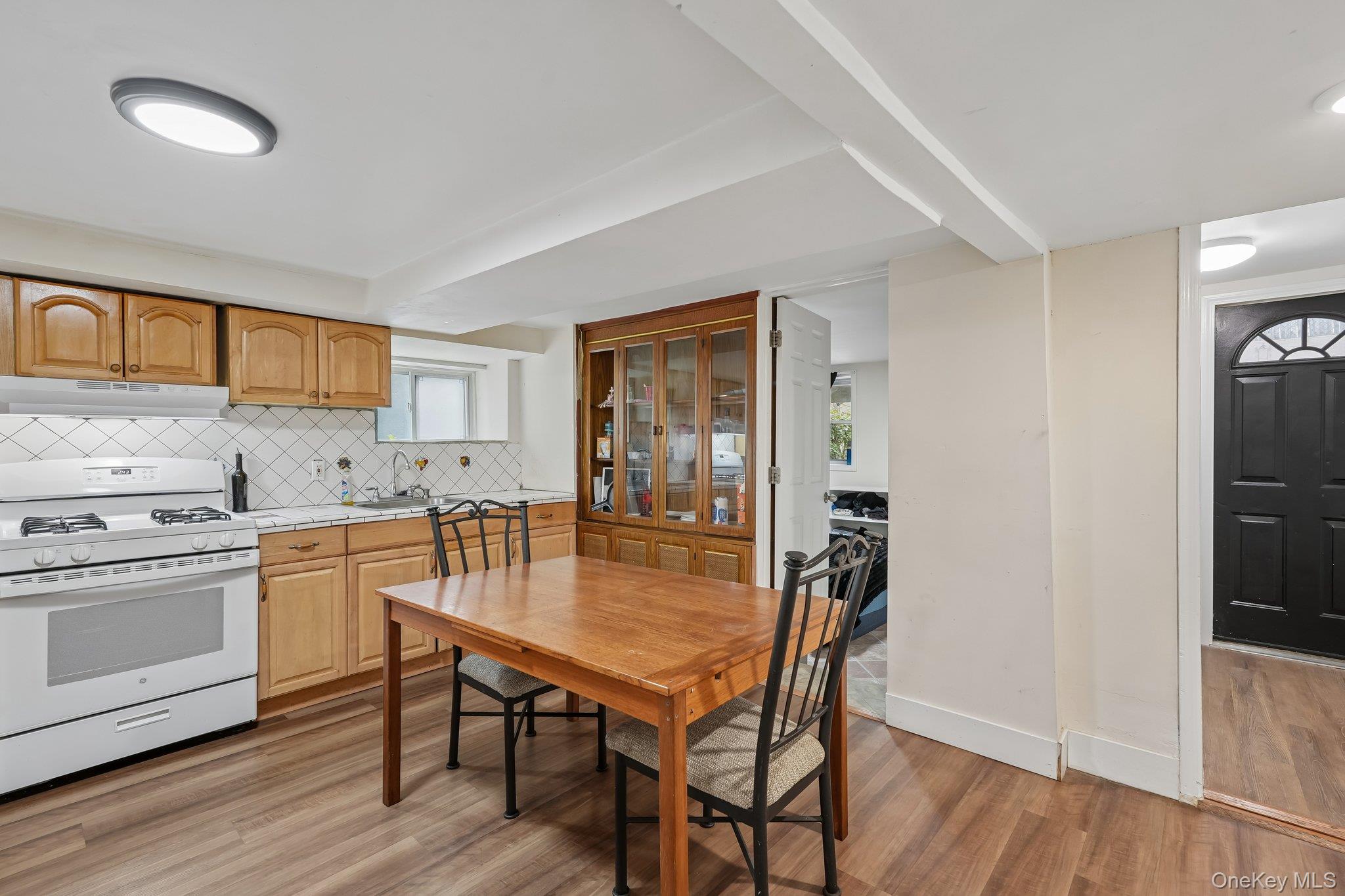 34 Cedar Street – For Sale photo 22