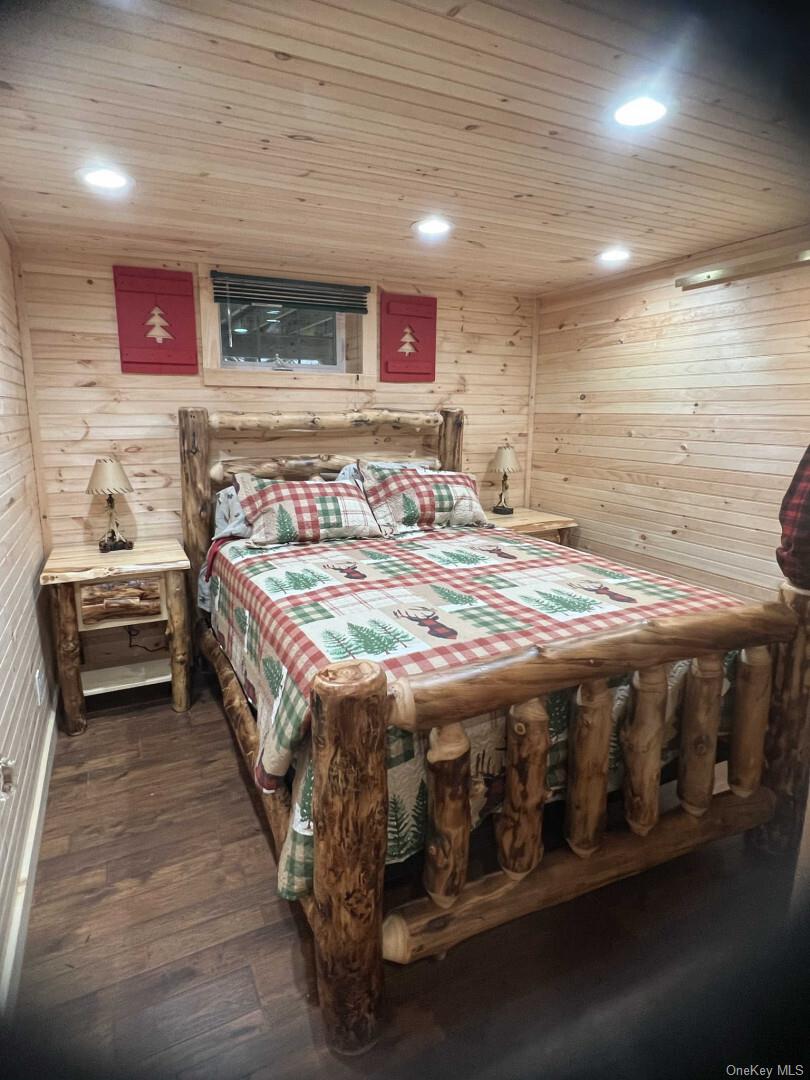 989 Chiloway Road – For Sale photo 16