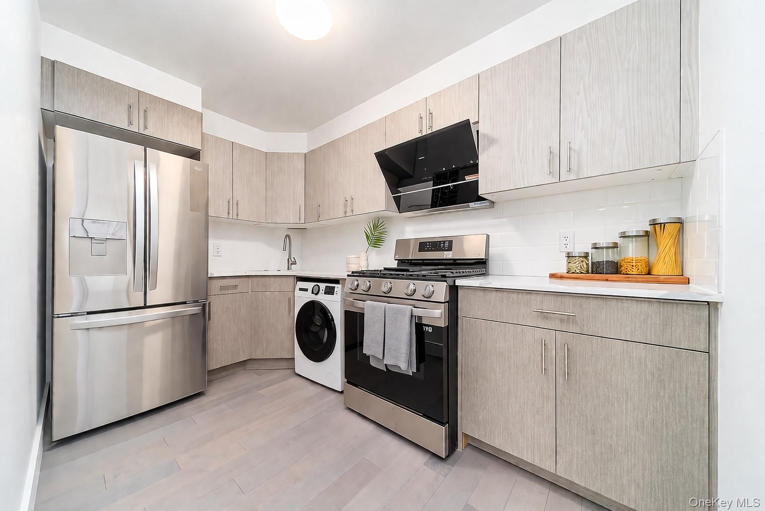 131-19 Fowler Avenue, Unit 4A photo 7