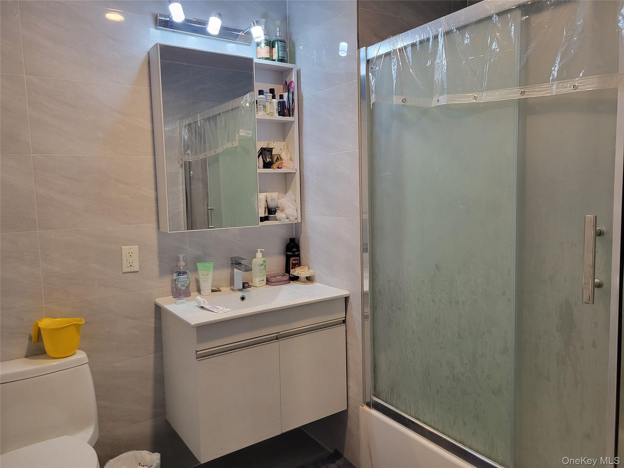 70-65 Queens Boulevard, Unit 3L photo 6