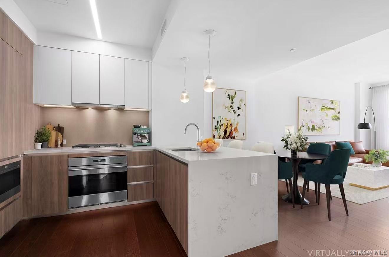 591 3rd Avenue, Unit 17A photo 4