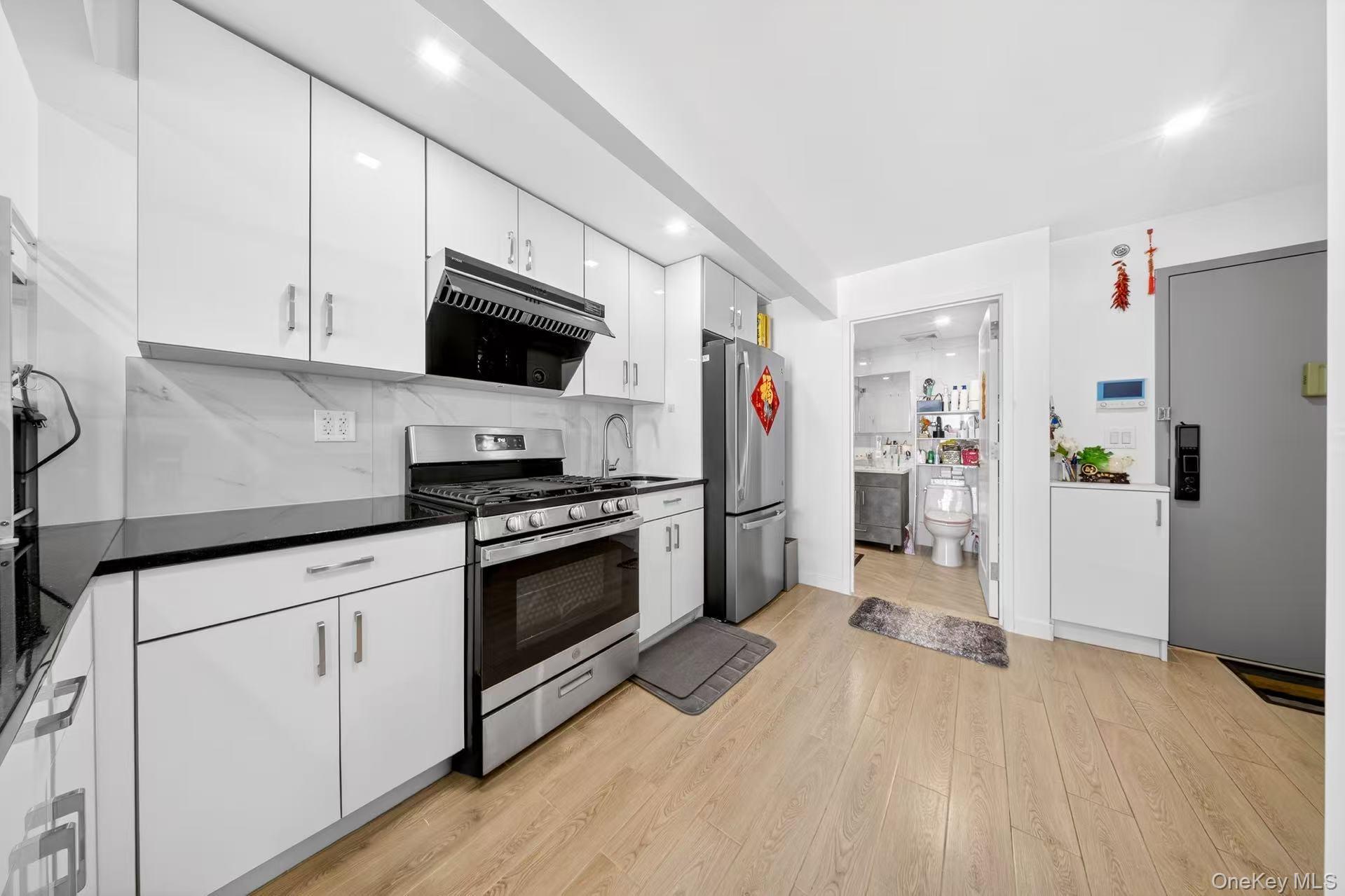 143-16 41st Avenue, Unit 4E photo 7