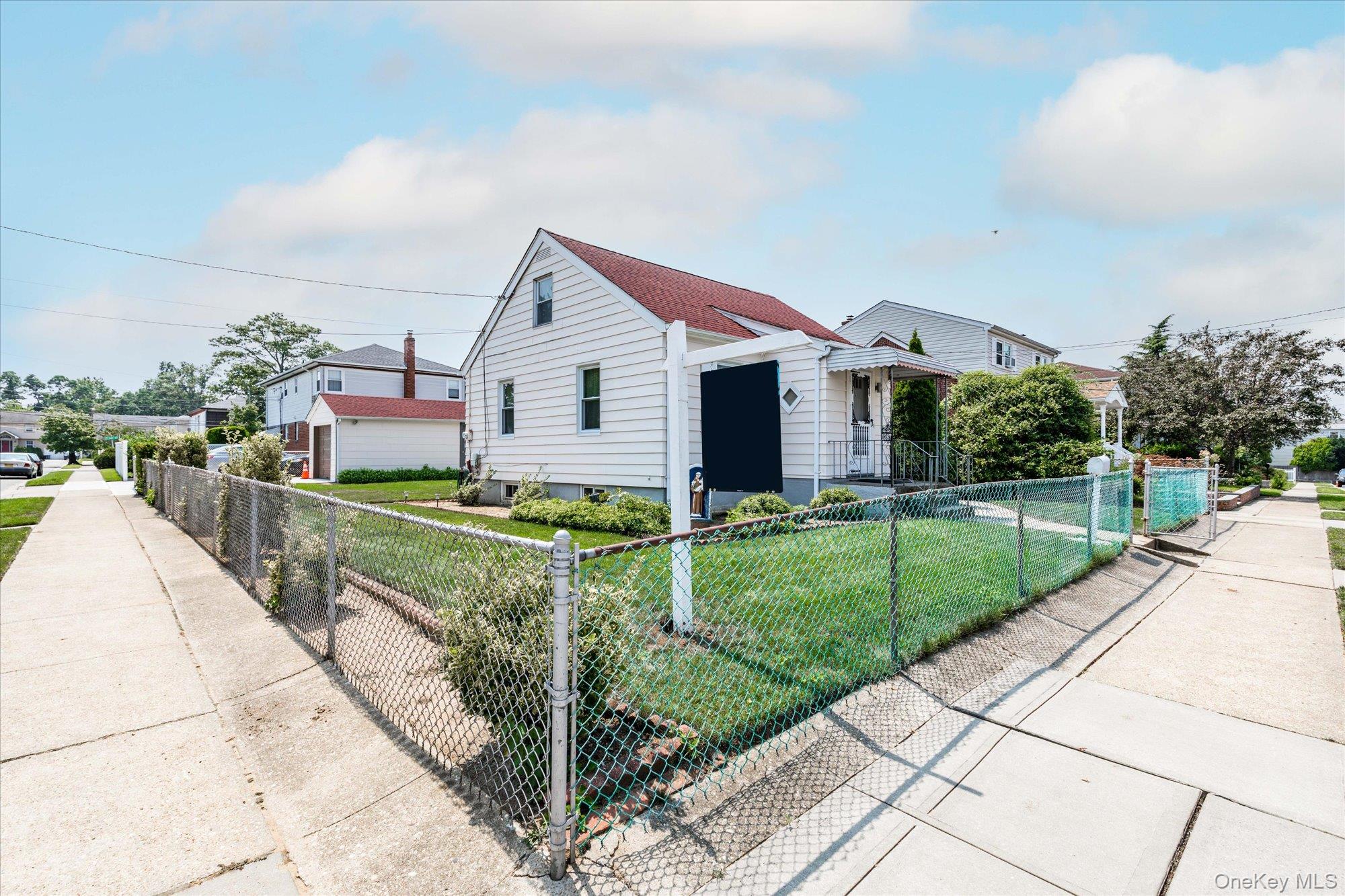 1267 Nelson Street – For Sale