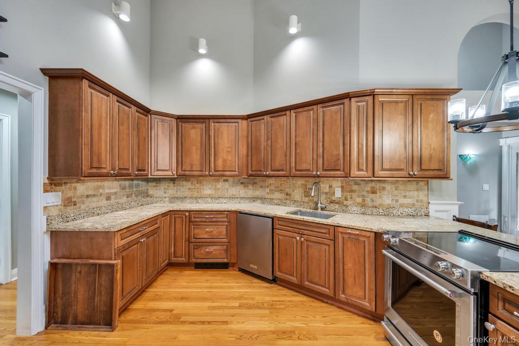 1 Audubon Gate – For Sale photo 15