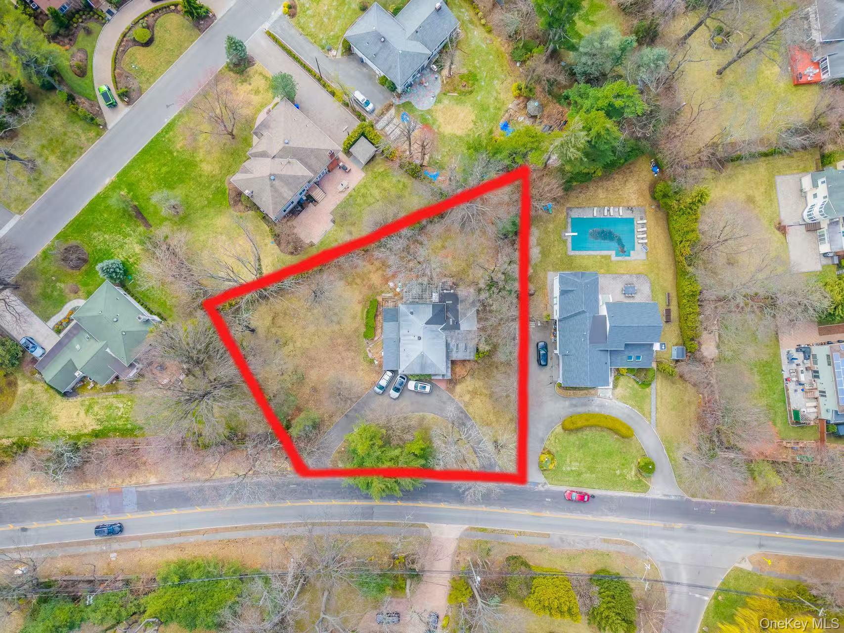 71 Horace Harding Boulevard – For Sale photo 9