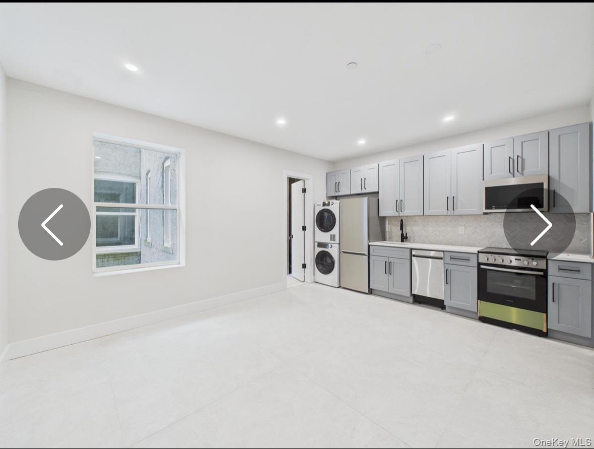 315 W Broadway, Unit 1M photo 18