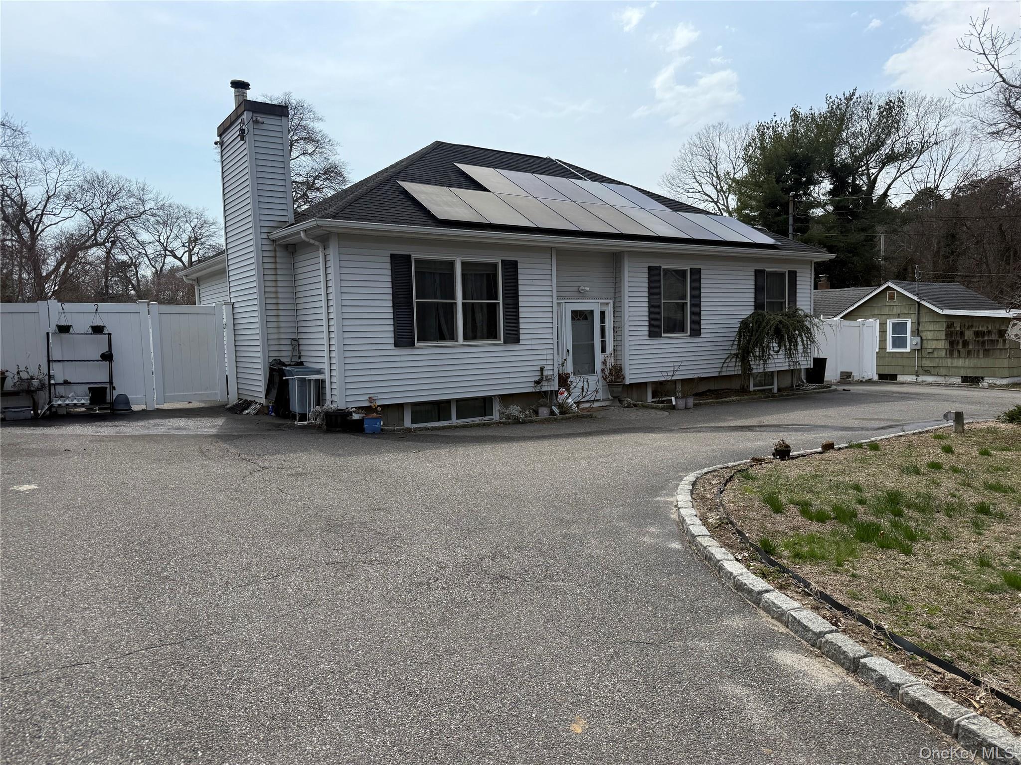 2 1st Street – For Sale photo 4