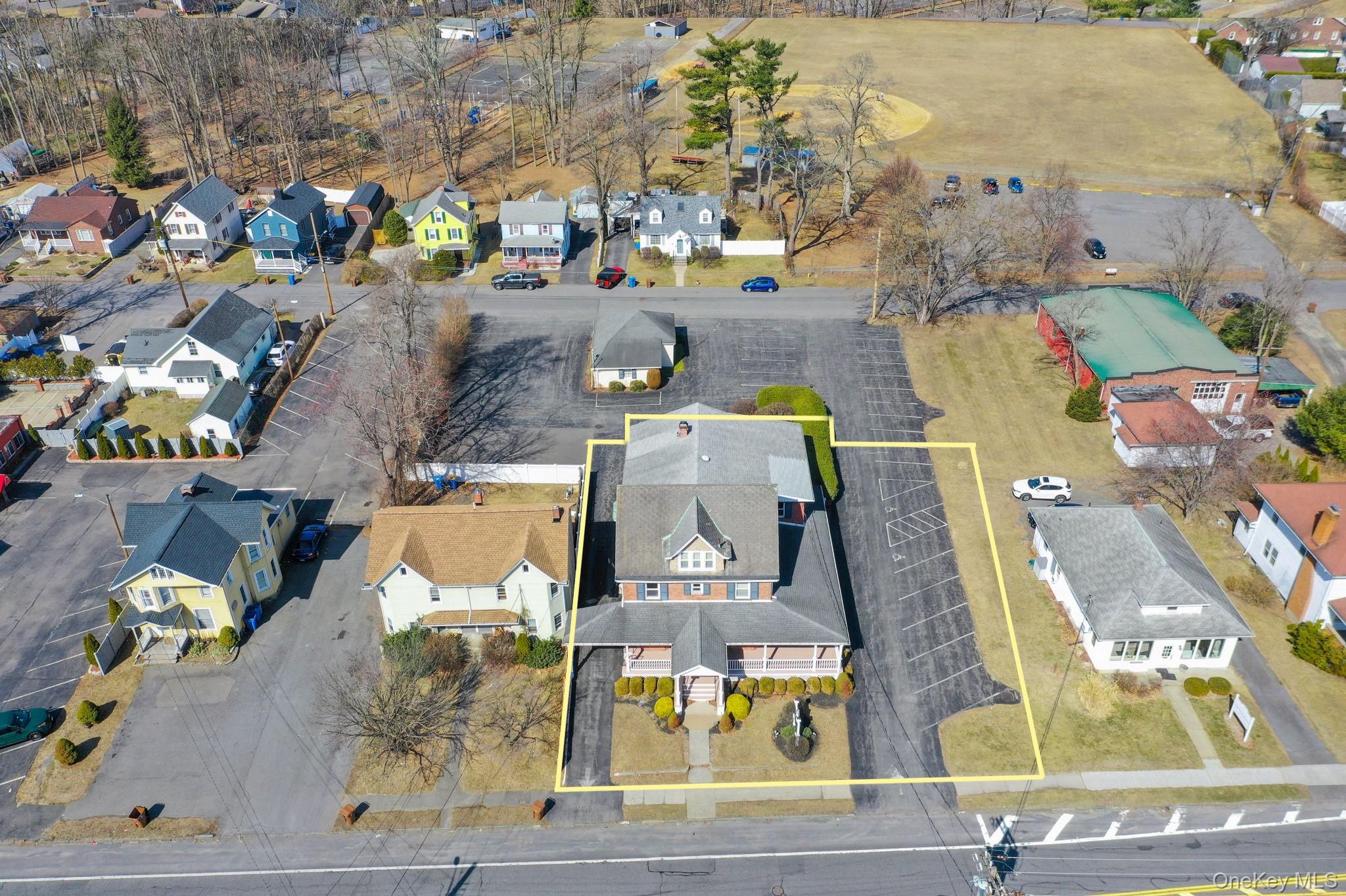 411 Albany Avenue – For Sale photo 3
