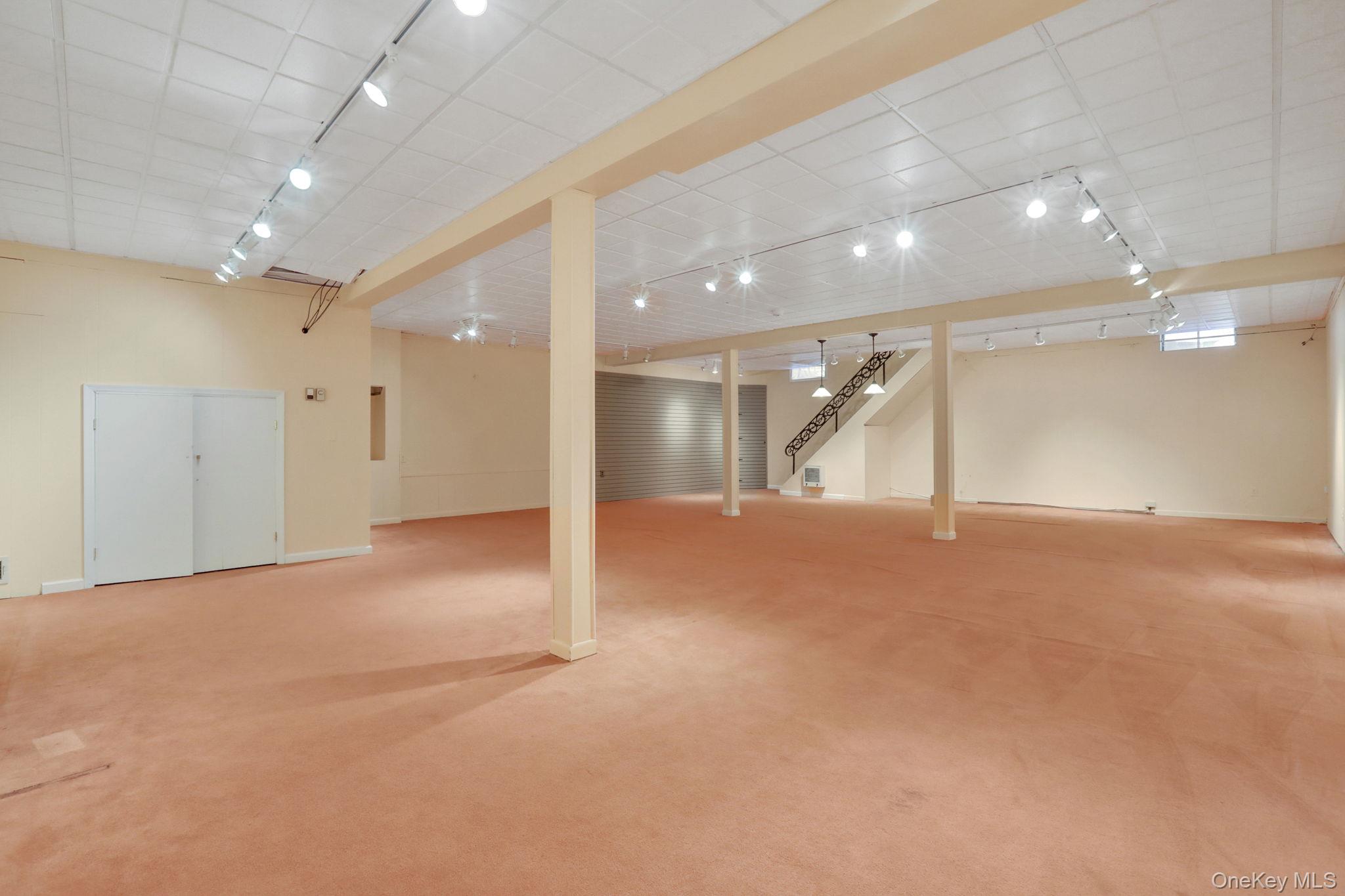 411 Albany Avenue – For Sale photo 30