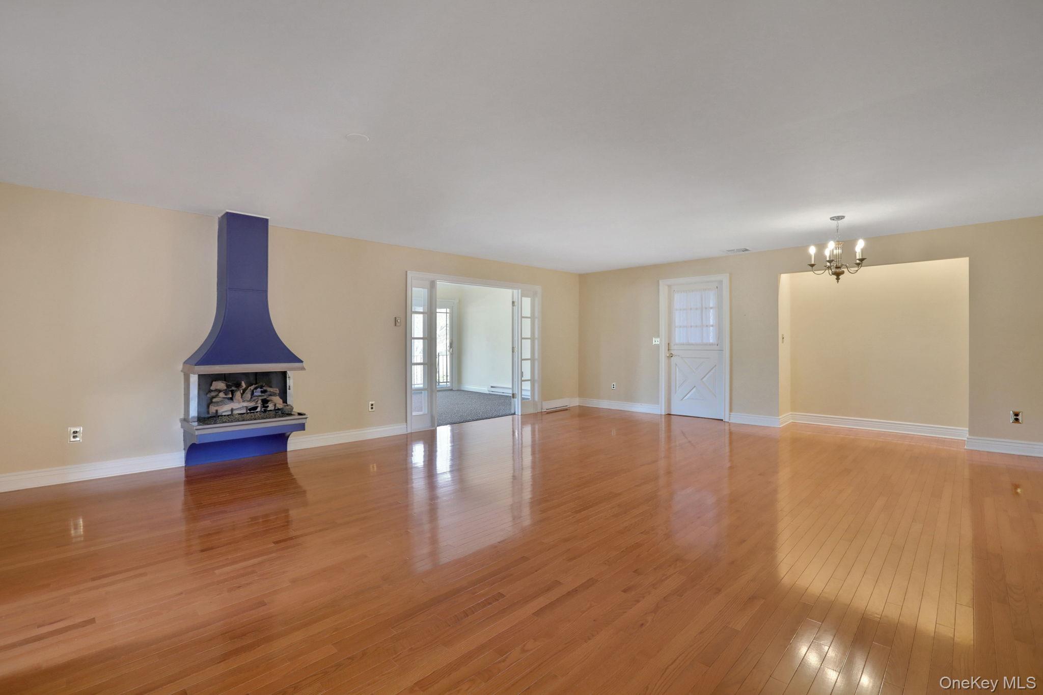 411 Albany Avenue – For Sale photo 9