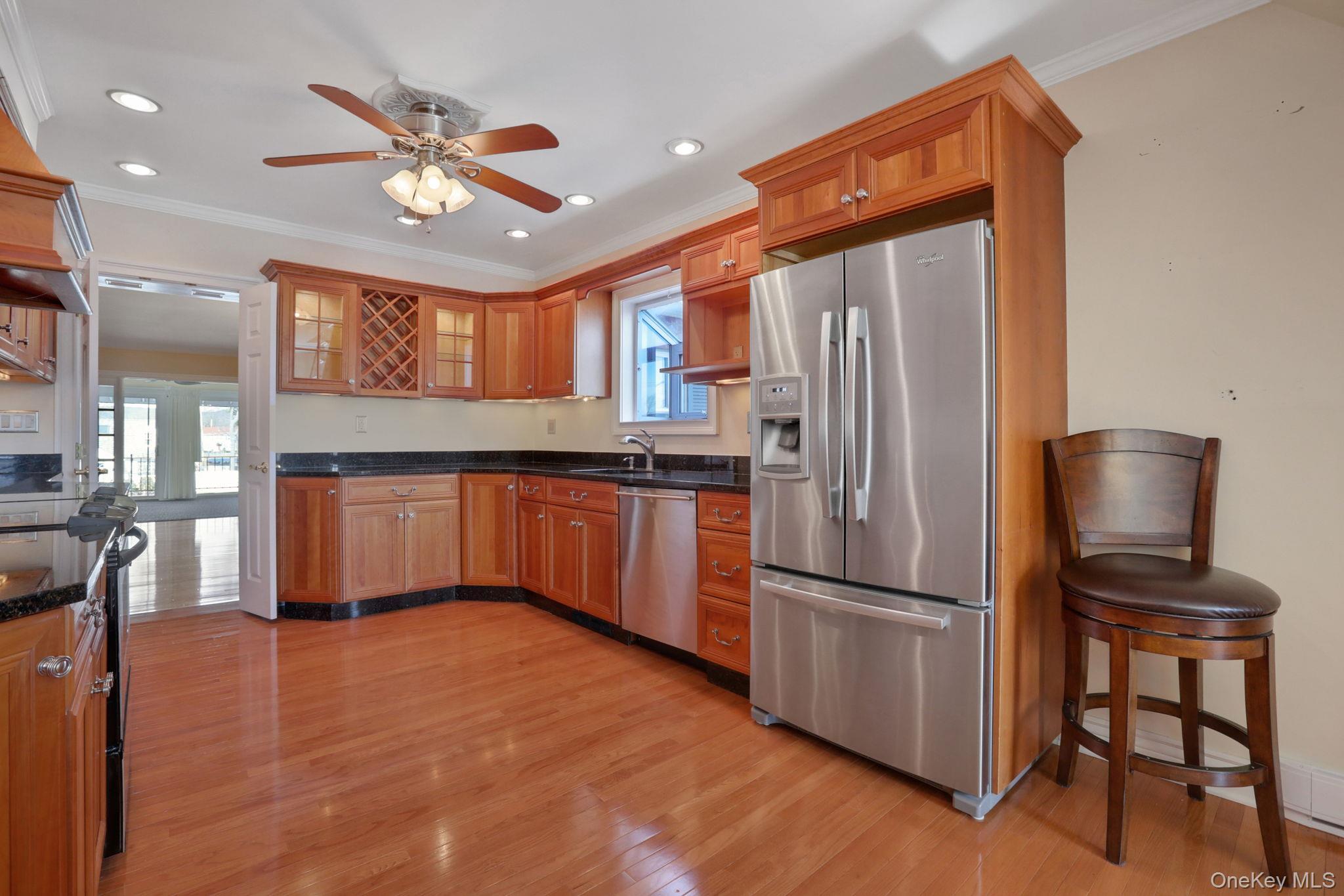 411 Albany Avenue – For Sale photo 15