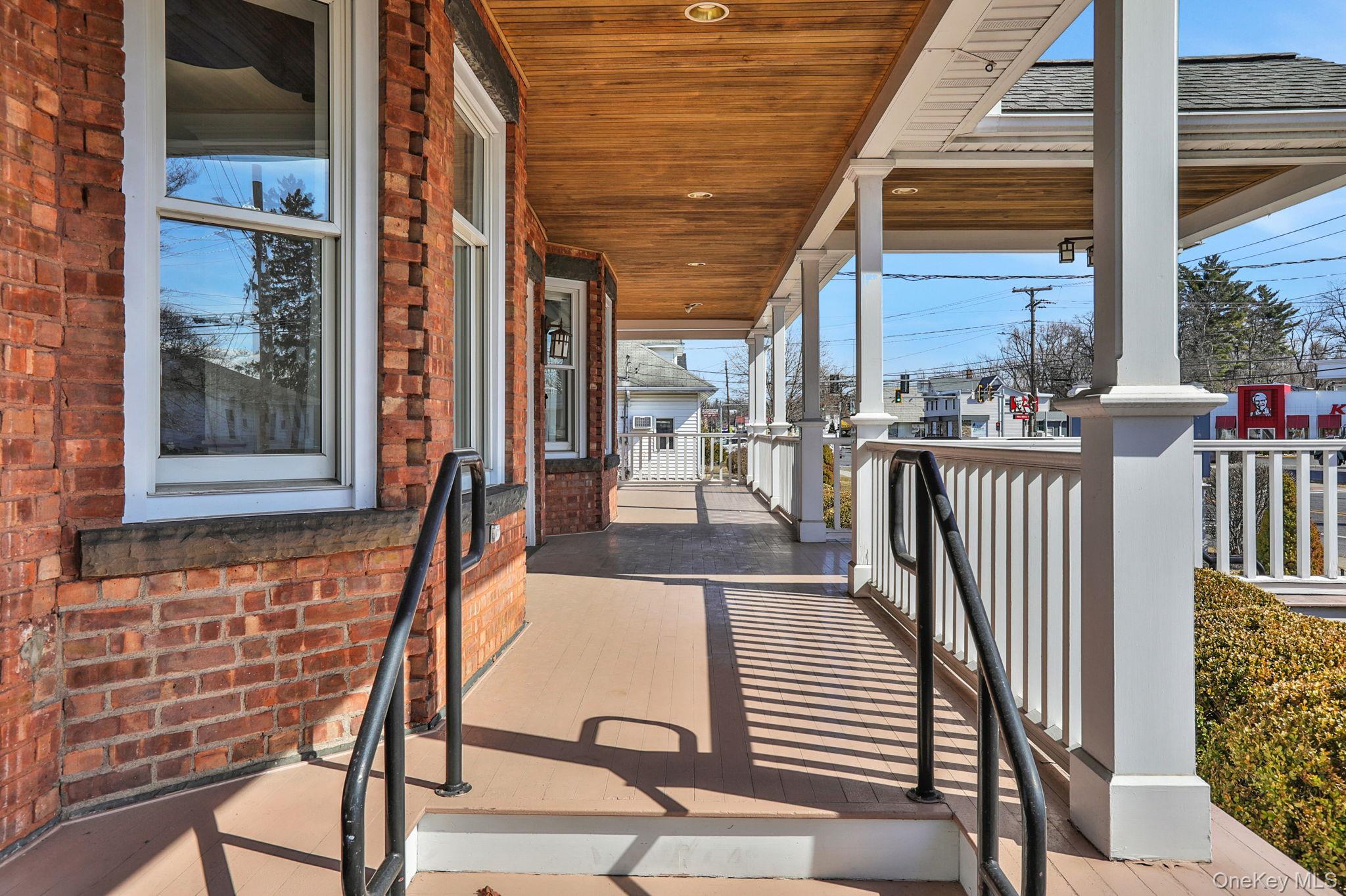 411 Albany Avenue – For Sale photo 4